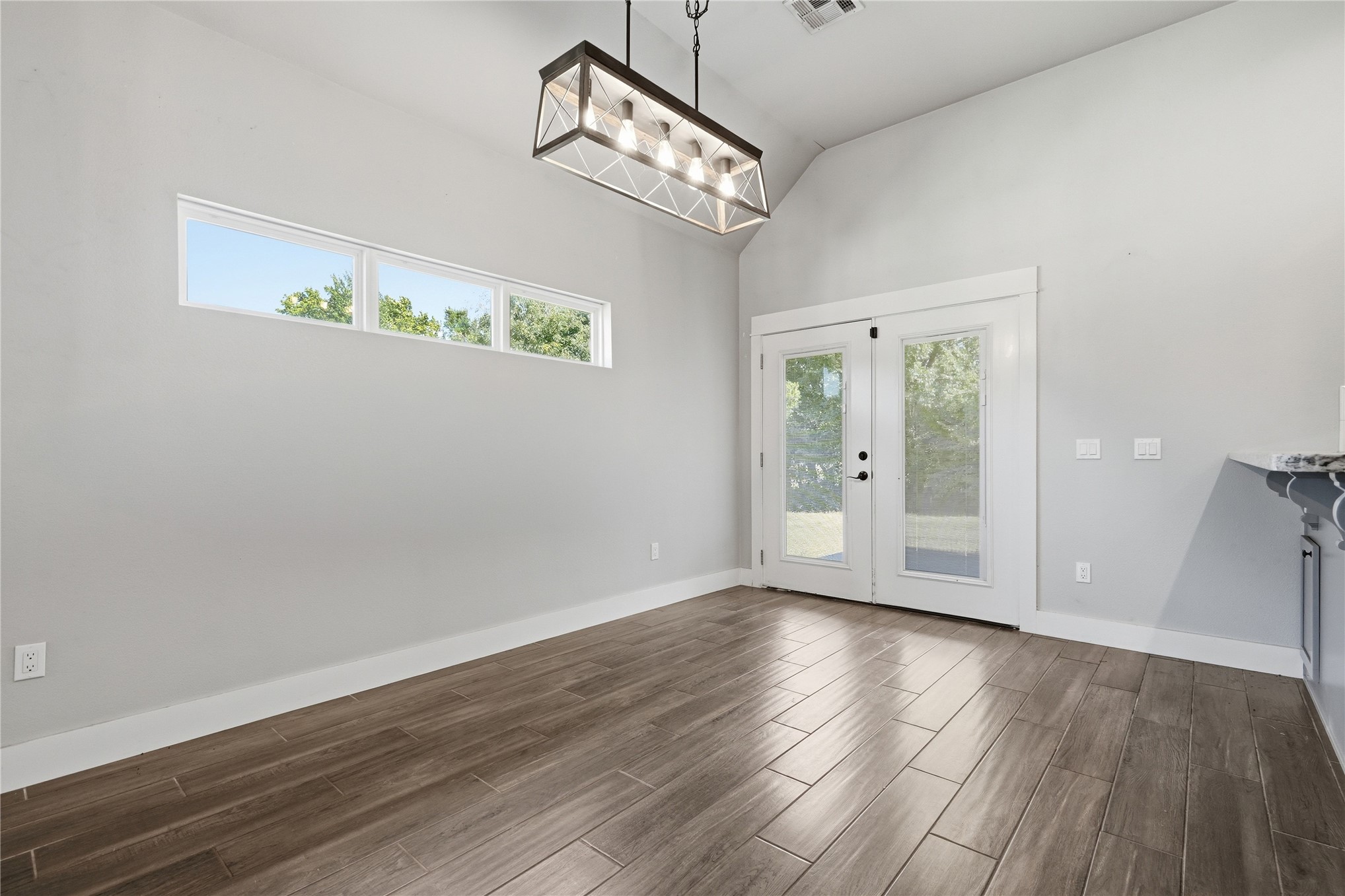 101 Woodview Lane Property Photo 15