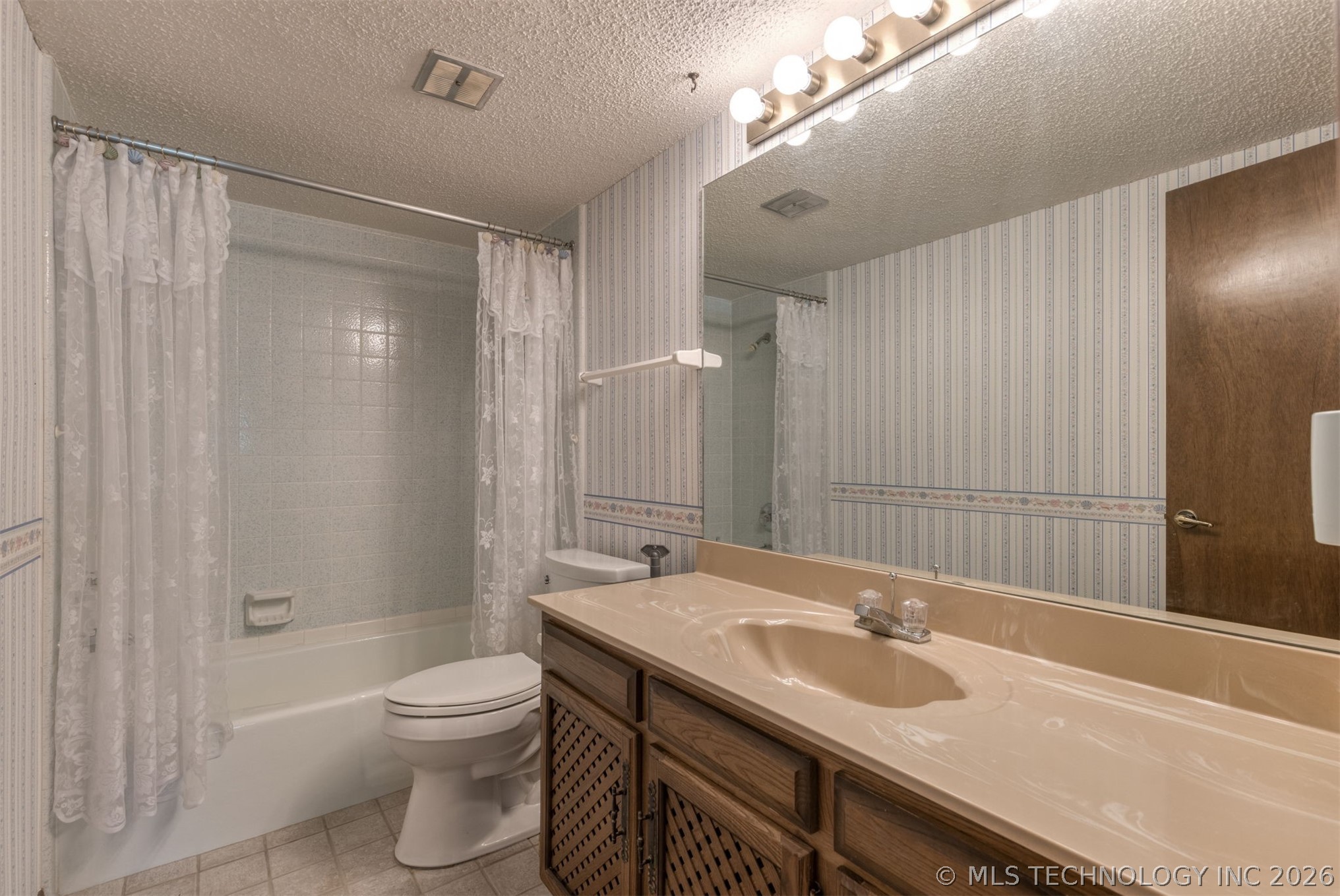 12811 E 133rd Street S Property Photo 18