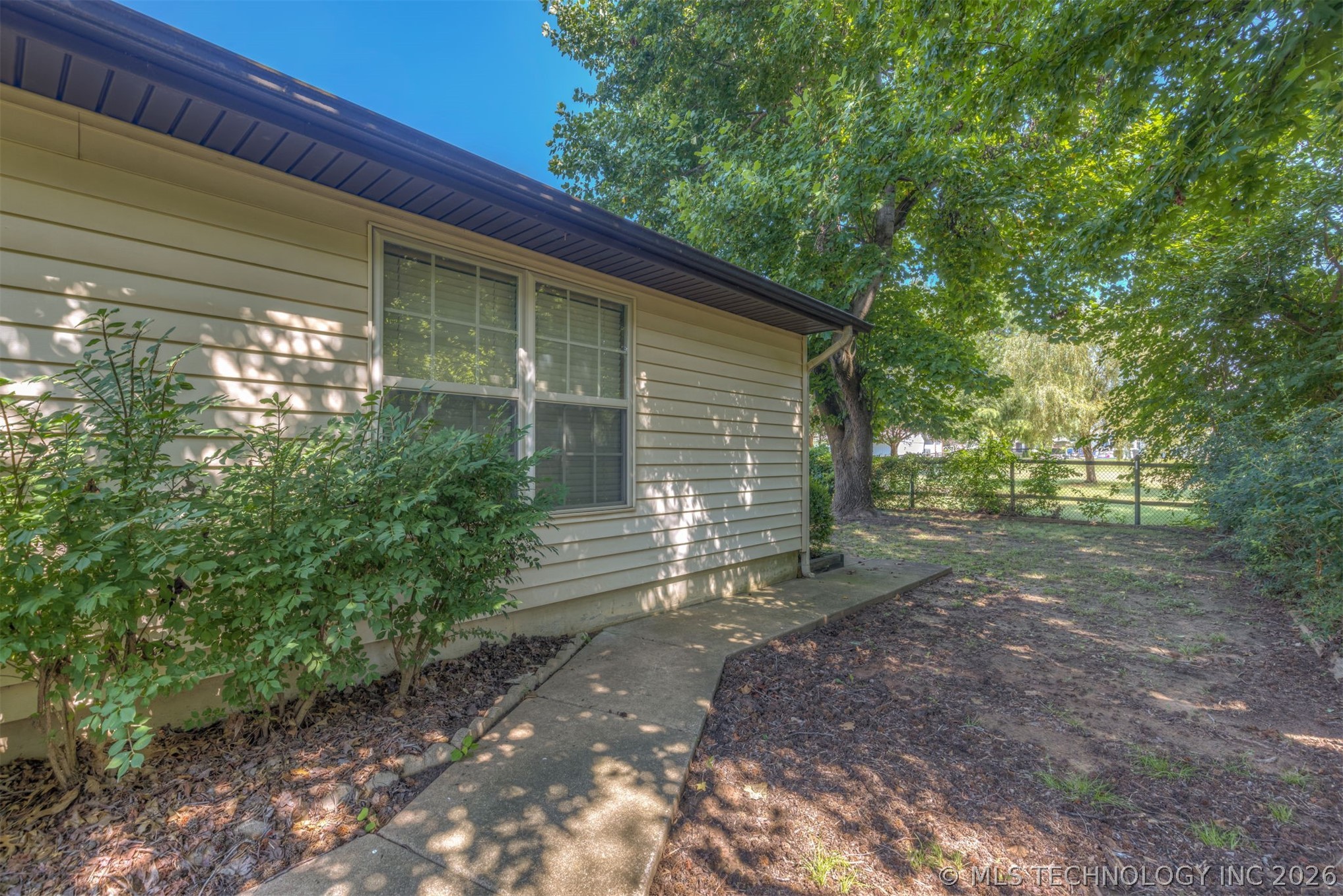 12811 E 133rd Street S Property Photo 40