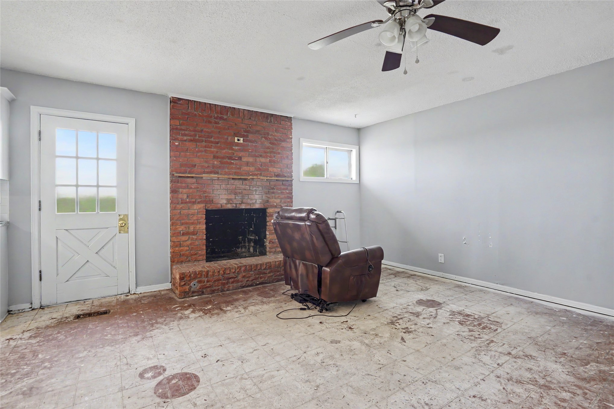 5303 86th Street North Property Photo 9