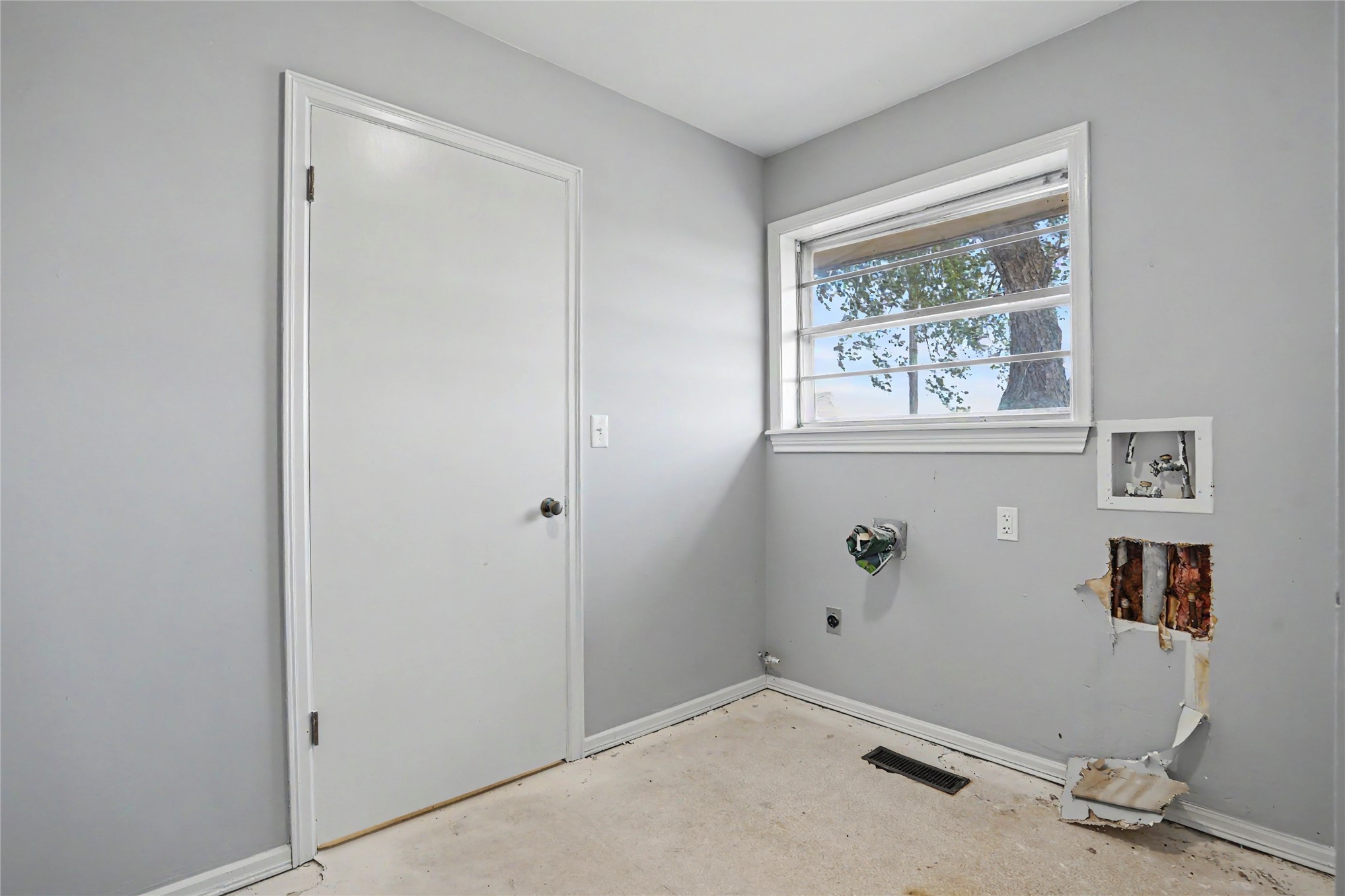 5303 86th Street North Property Photo 17