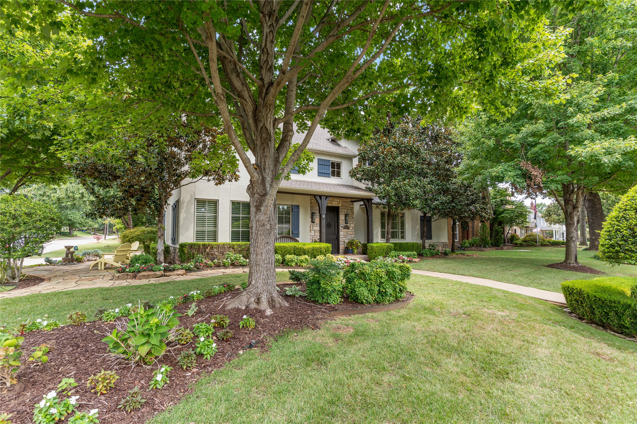 2501 S Cincinnati Avenue Property Photo 2