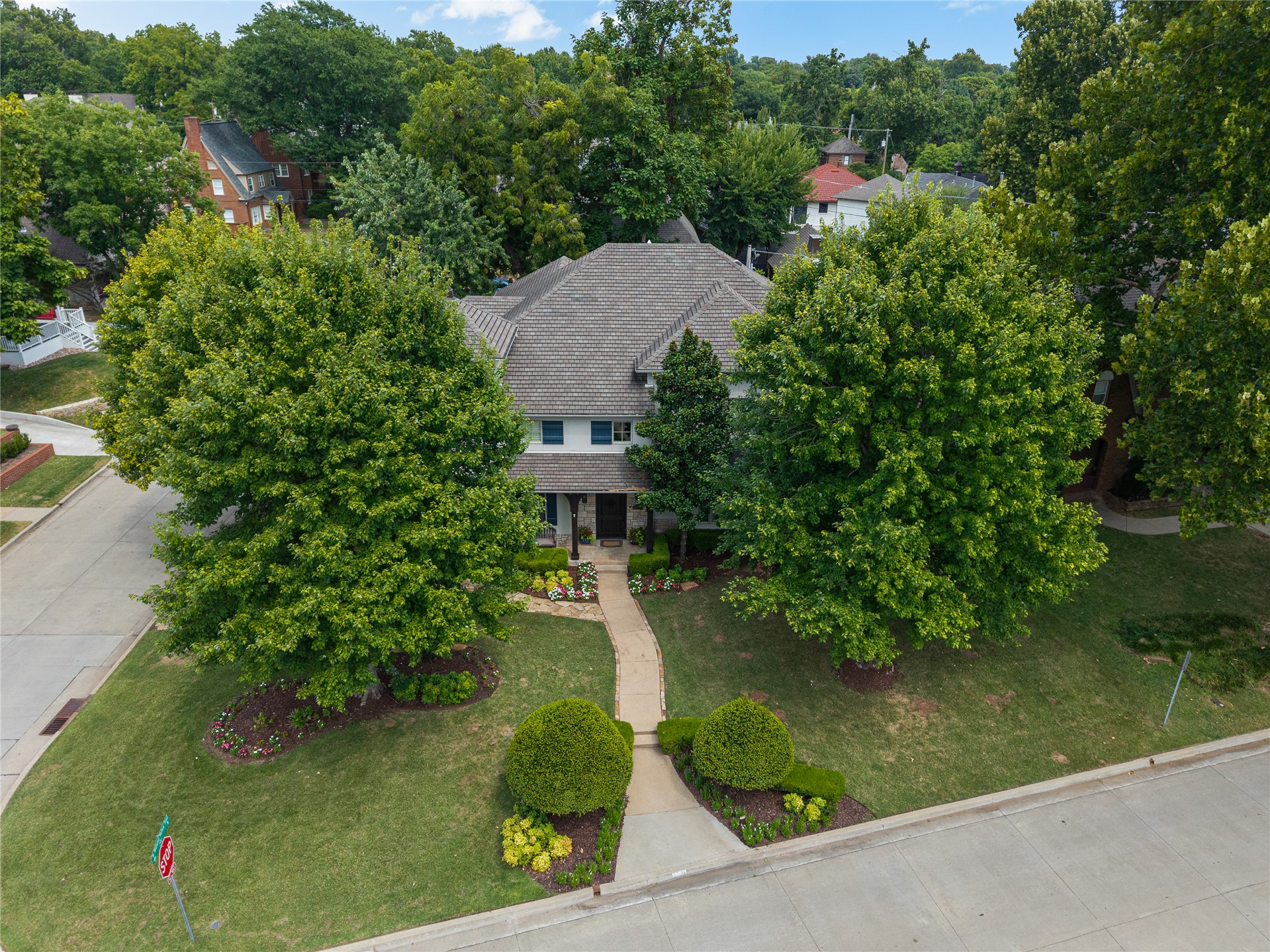 2501 S Cincinnati Avenue Property Photo 63