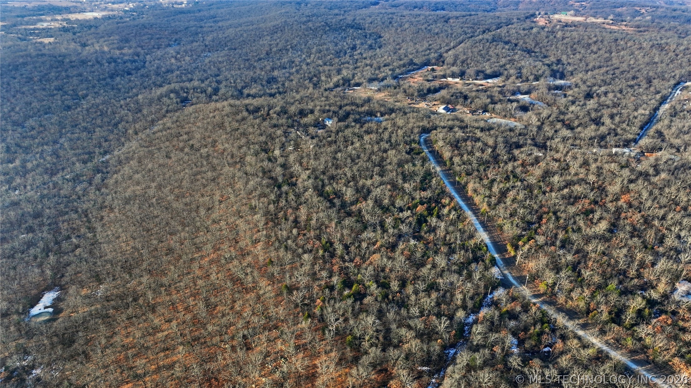 1898 Tulsa Mountain Ranch Road Property Photo 11