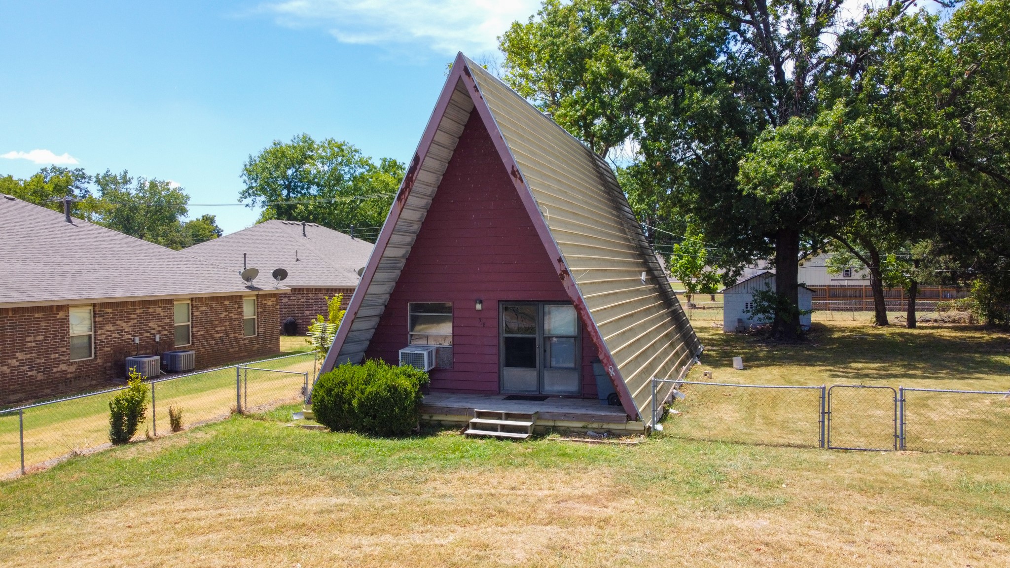 518 S Vann Property Photo 1