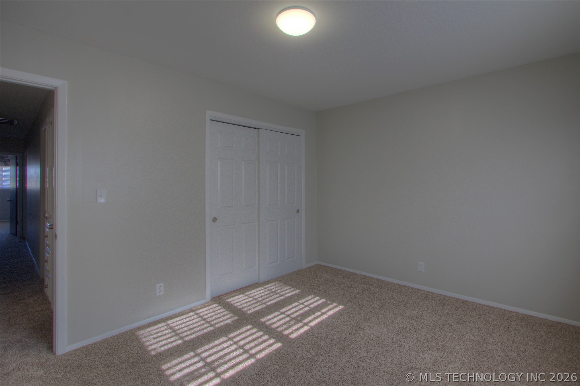 6635 E 54th Street Property Photo 16