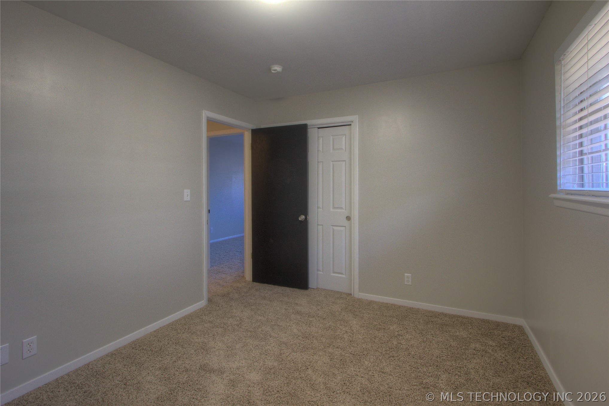 6635 E 54th Street Property Photo 19