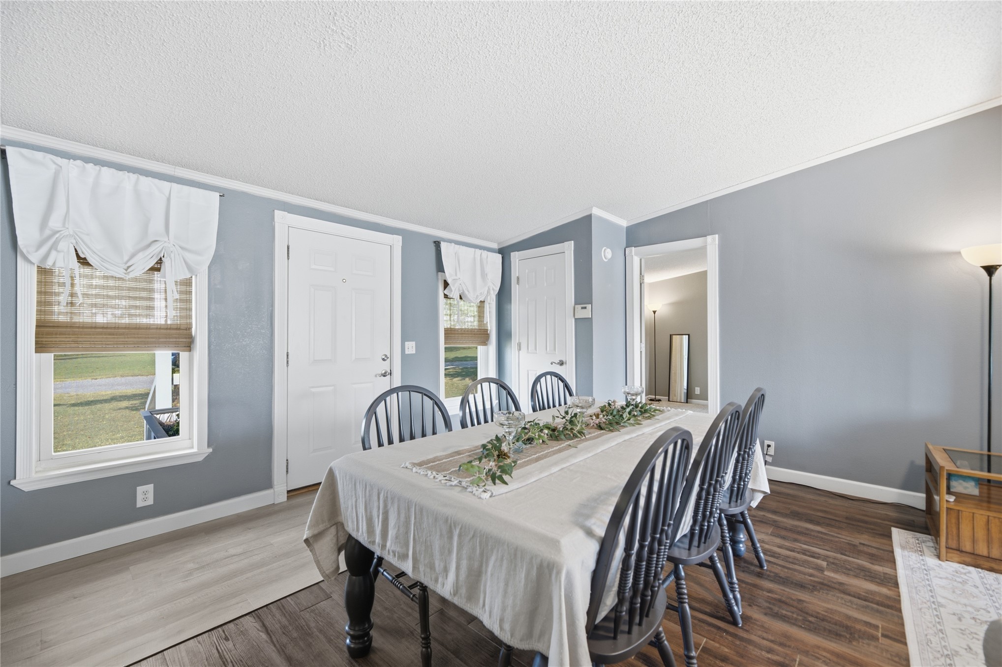 7018 E Countryside Lane Property Photo 6