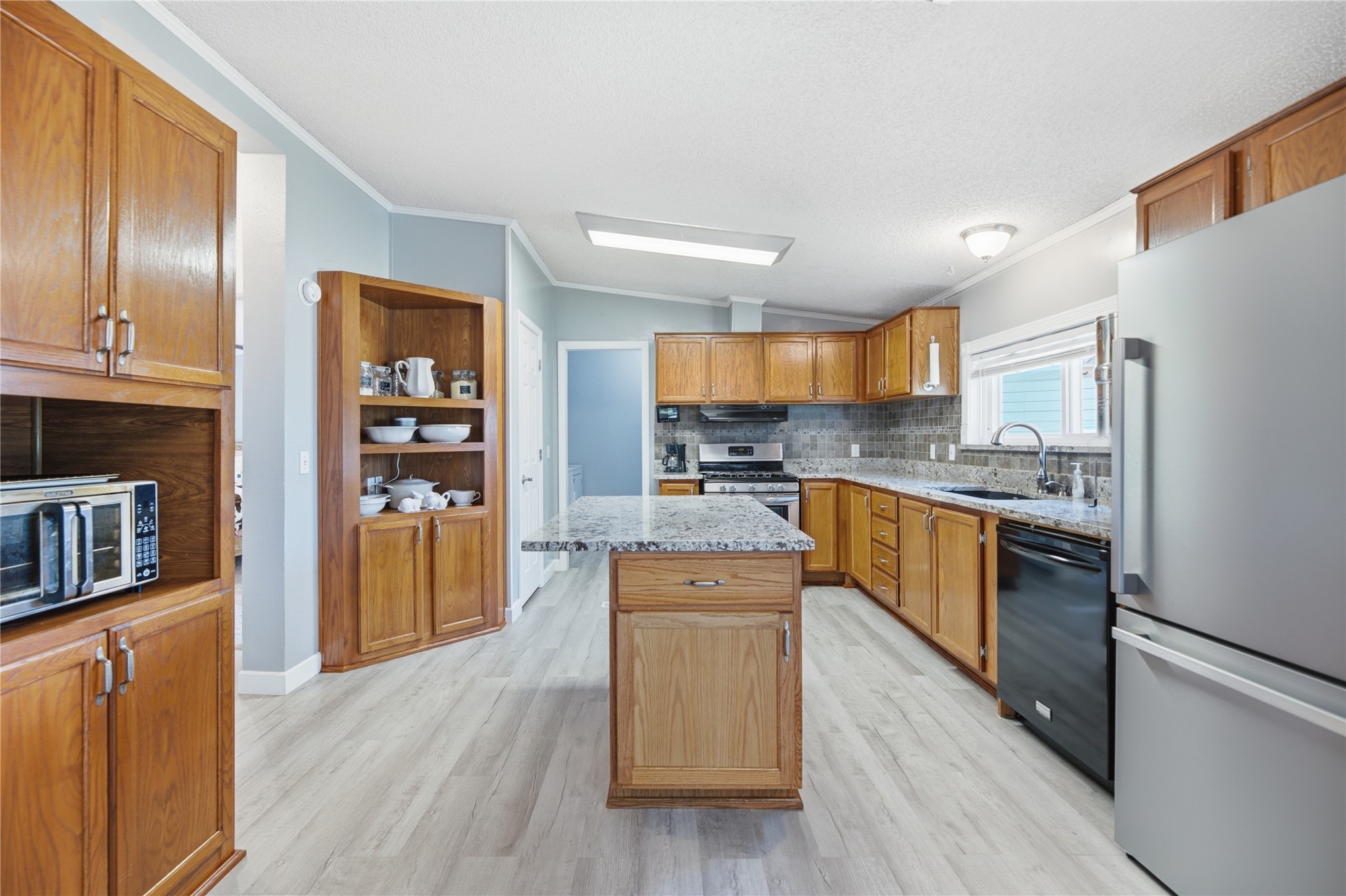7018 E Countryside Lane Property Photo 9
