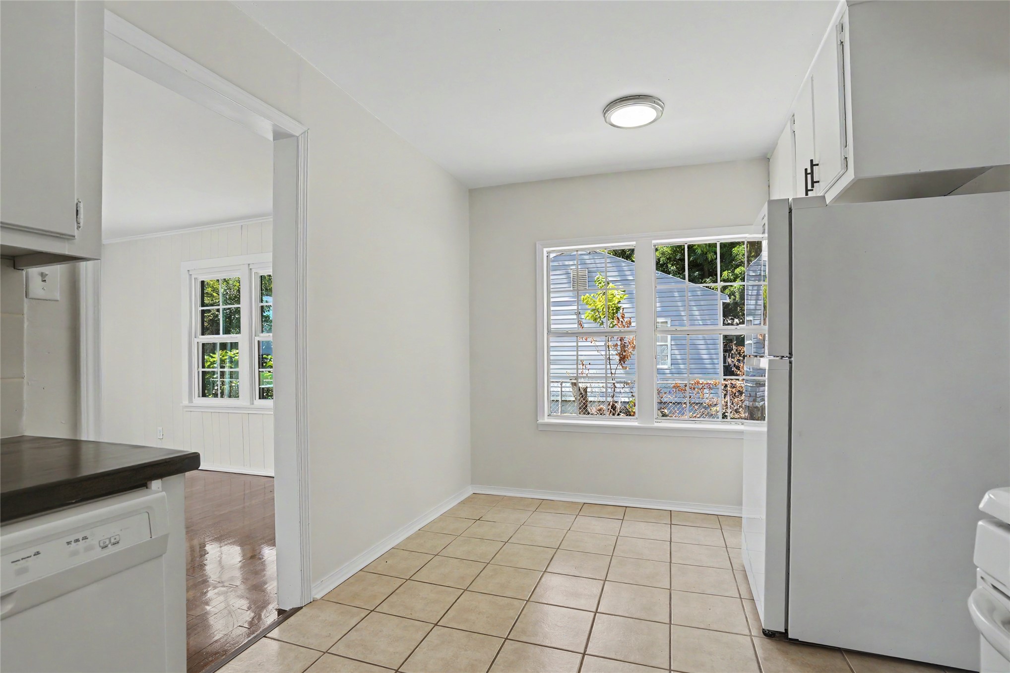 4951 W 1st Street Property Photo 12