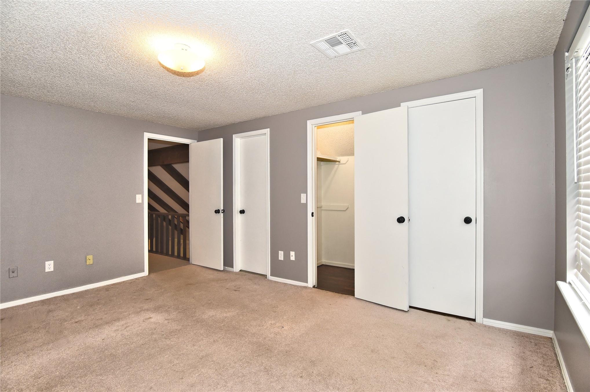 5004 S Spruce Drive Property Photo 17
