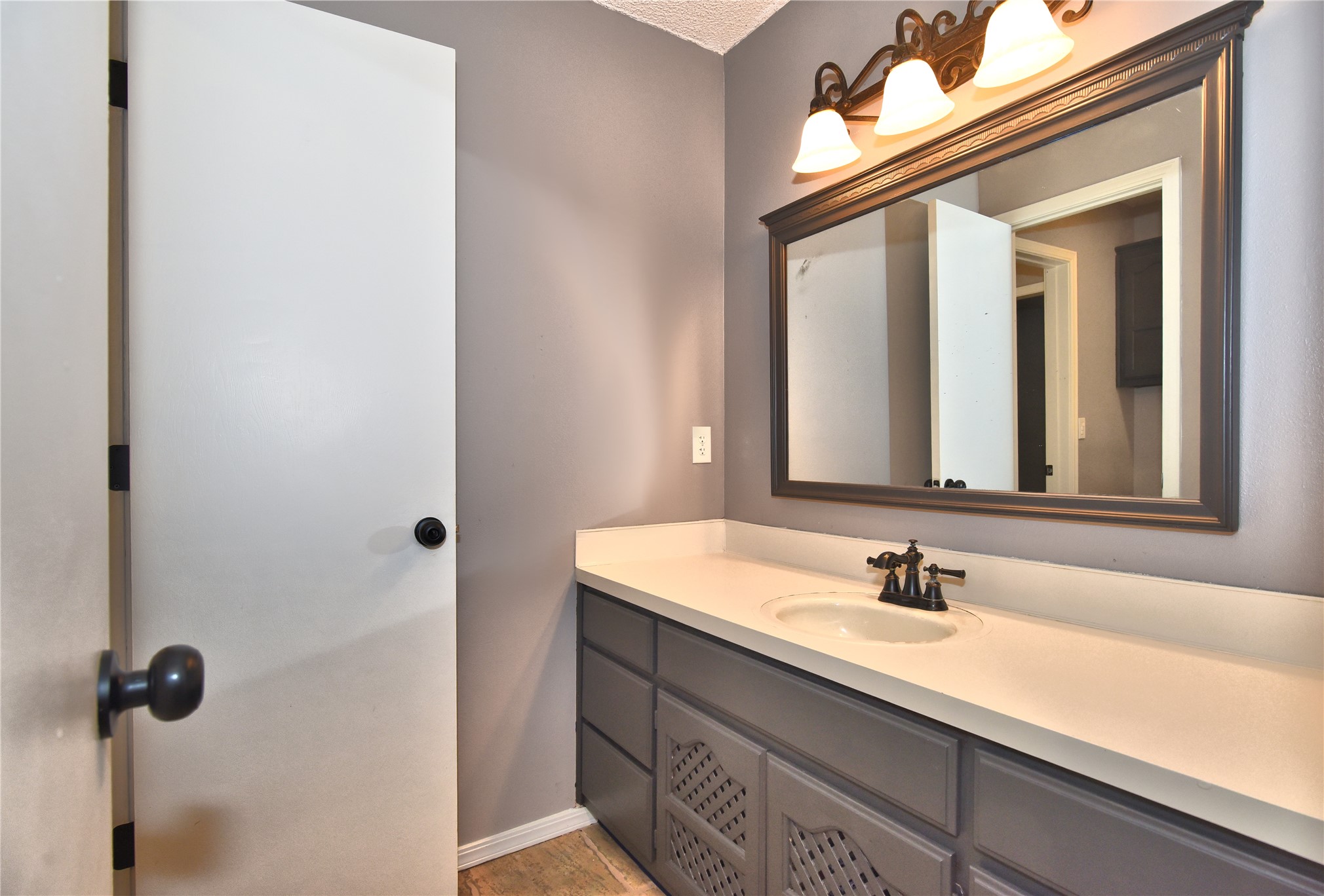 5004 S Spruce Drive Property Photo 26