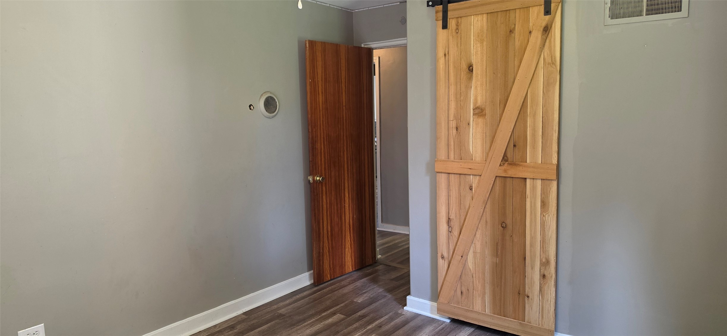 407 S Adams Street N Property Photo 21
