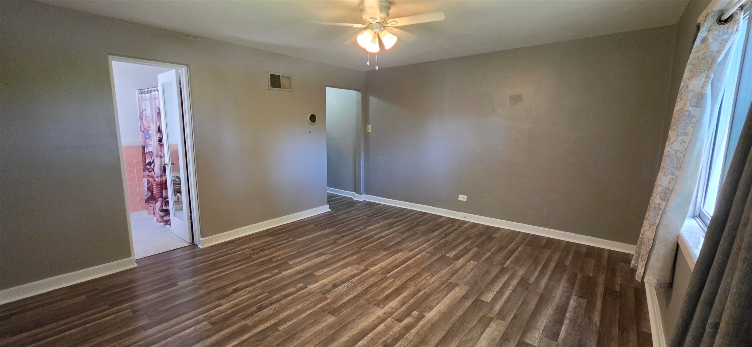 407 S Adams Street N Property Photo 25