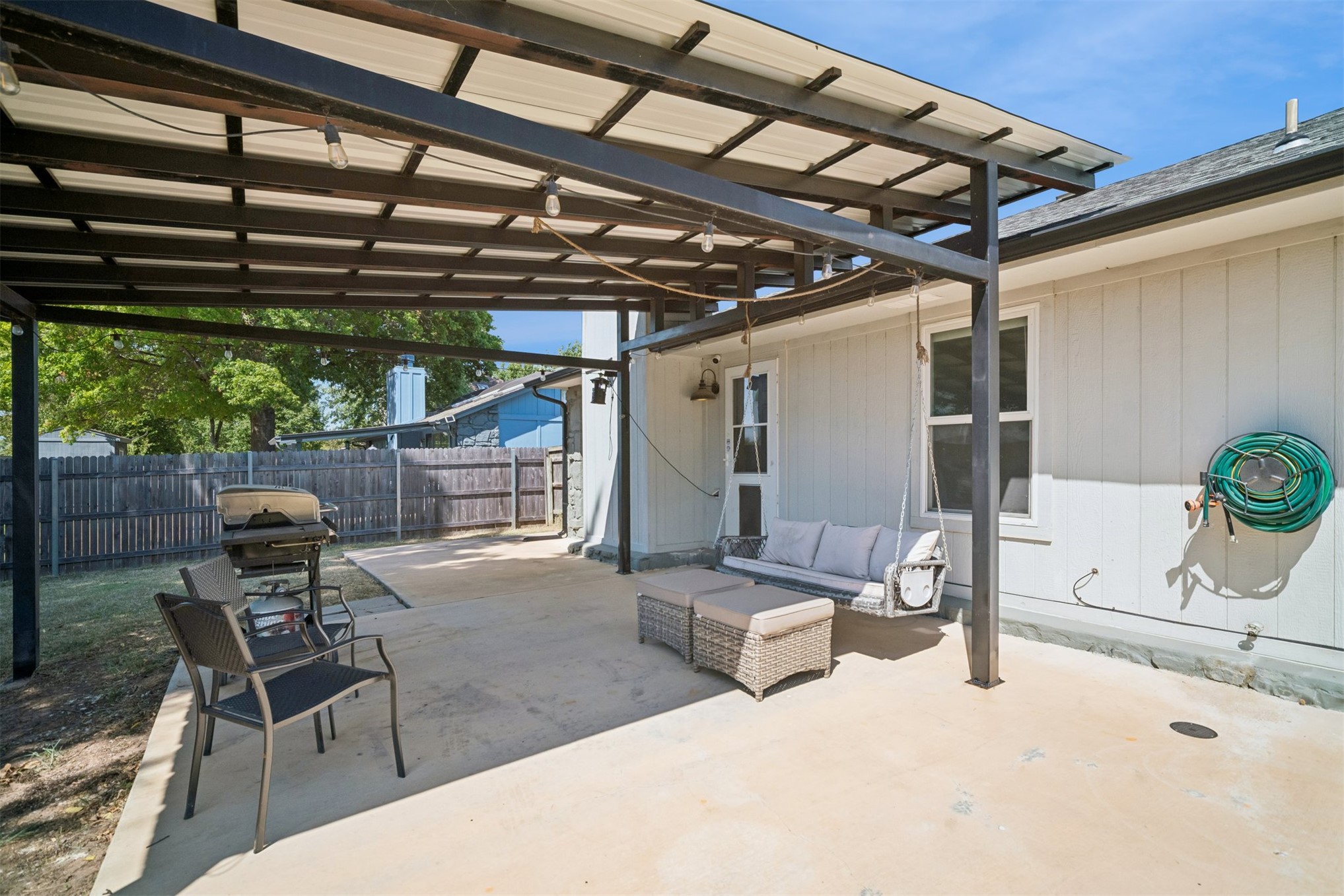 3608 S Sycamore Avenue Property Photo 26