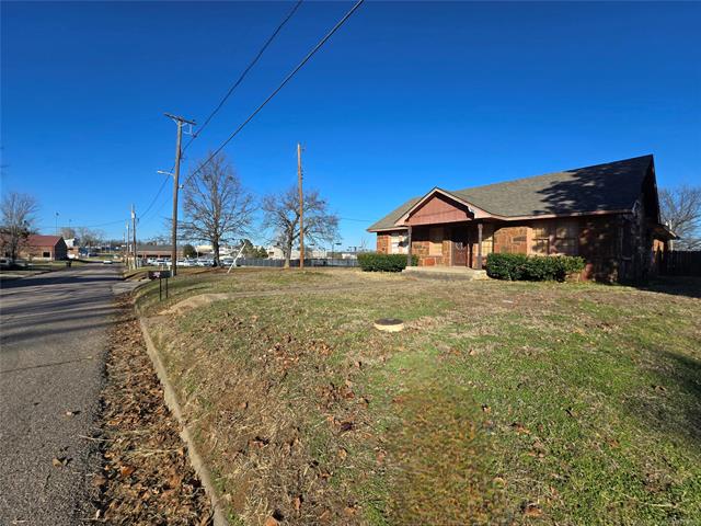1324 N 3rd Property Photo 6