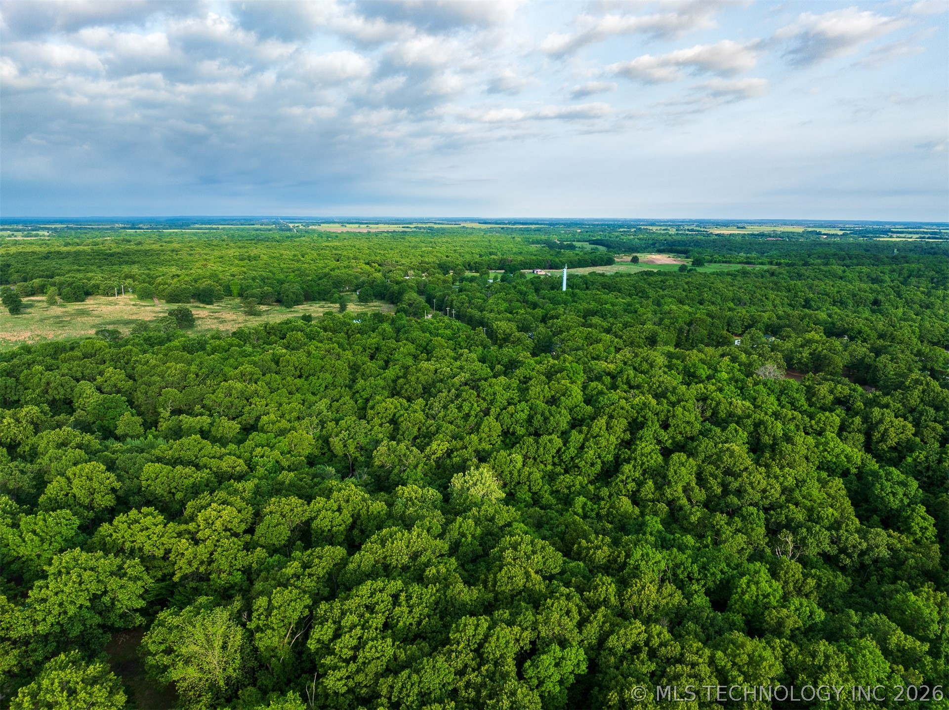 09 Skyline Drive Property Photo 13