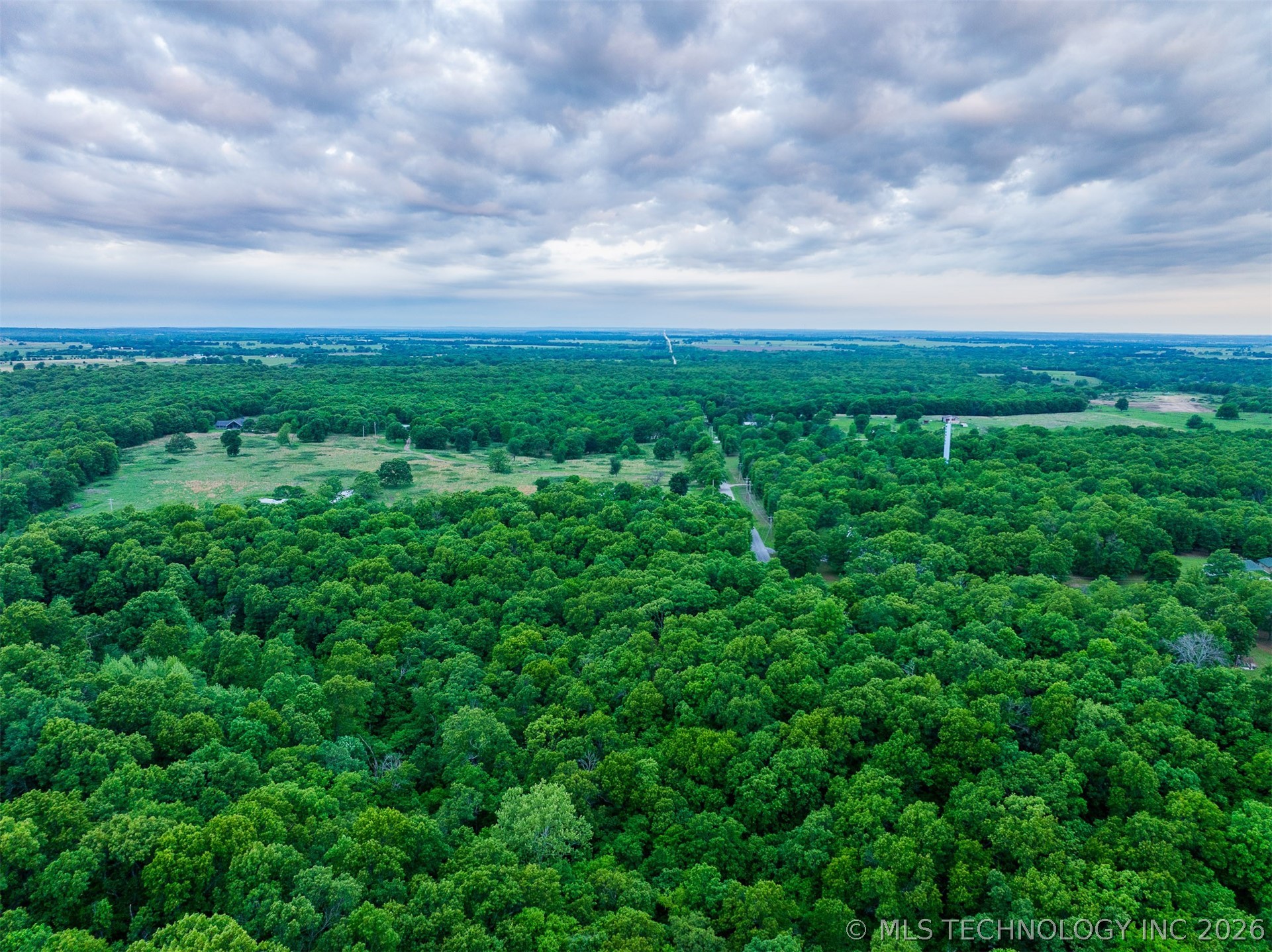 09 Skyline Drive Property Photo 23