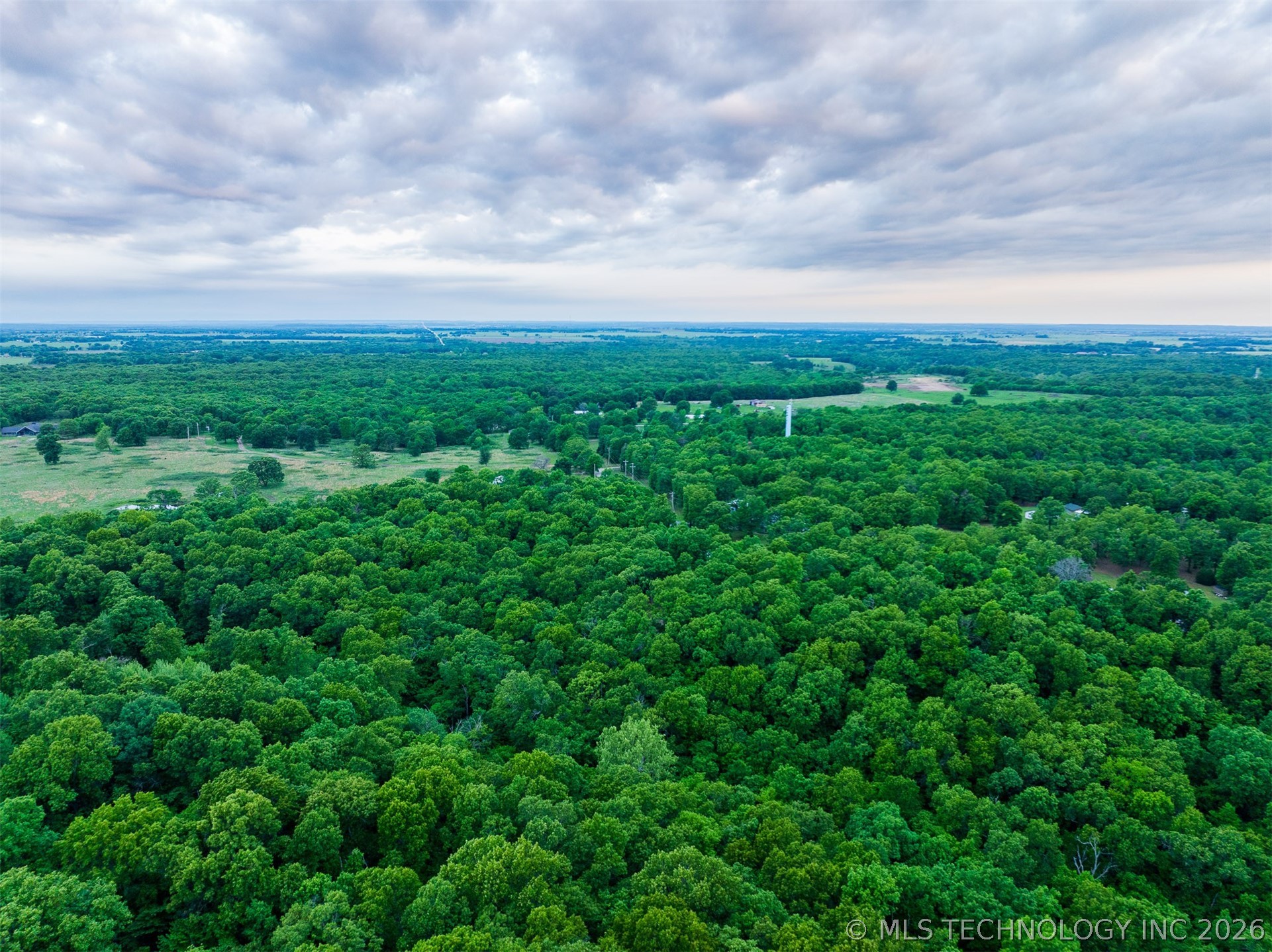 09 Skyline Drive Property Photo 24