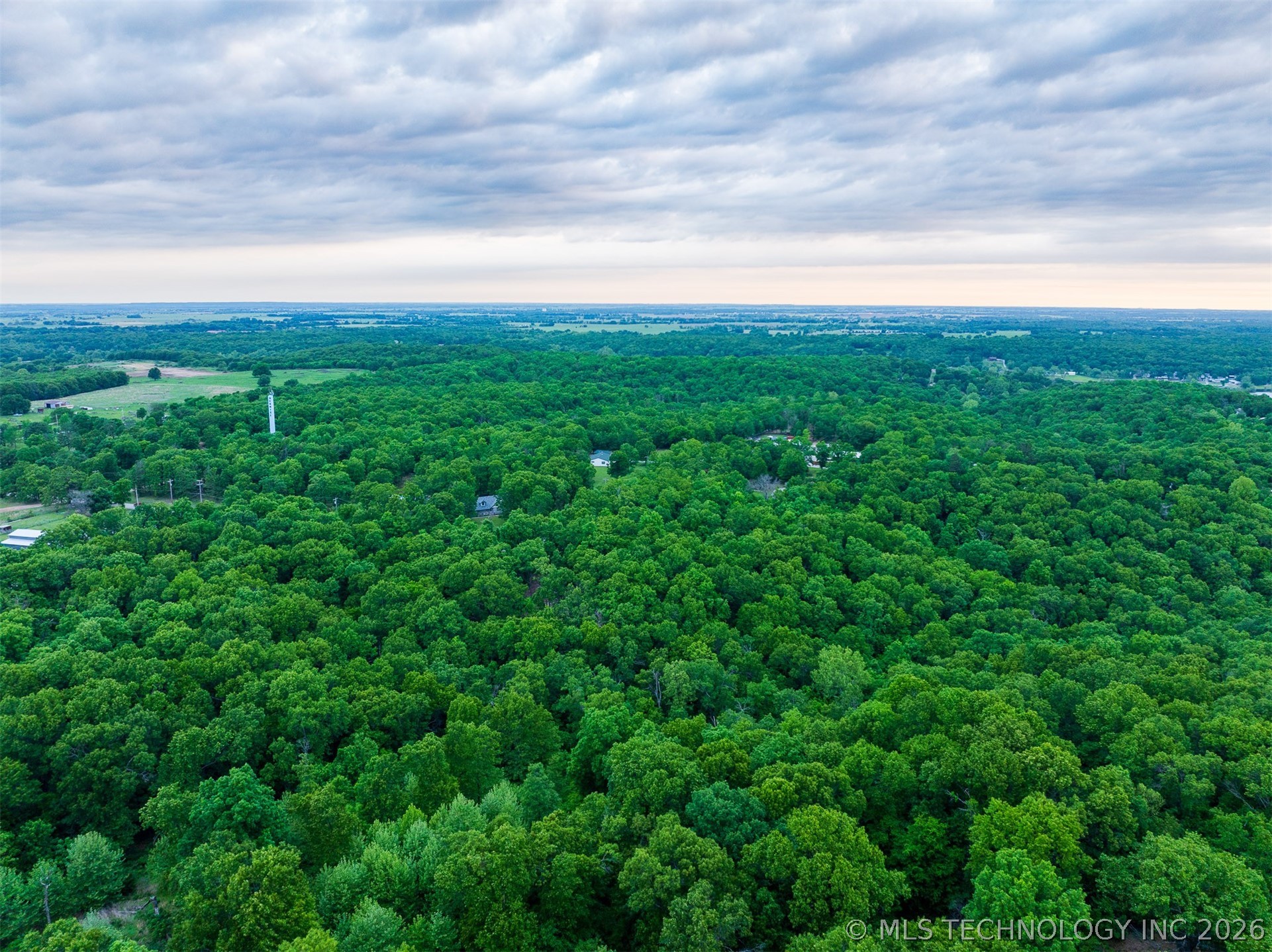 09 Skyline Drive Property Photo 26