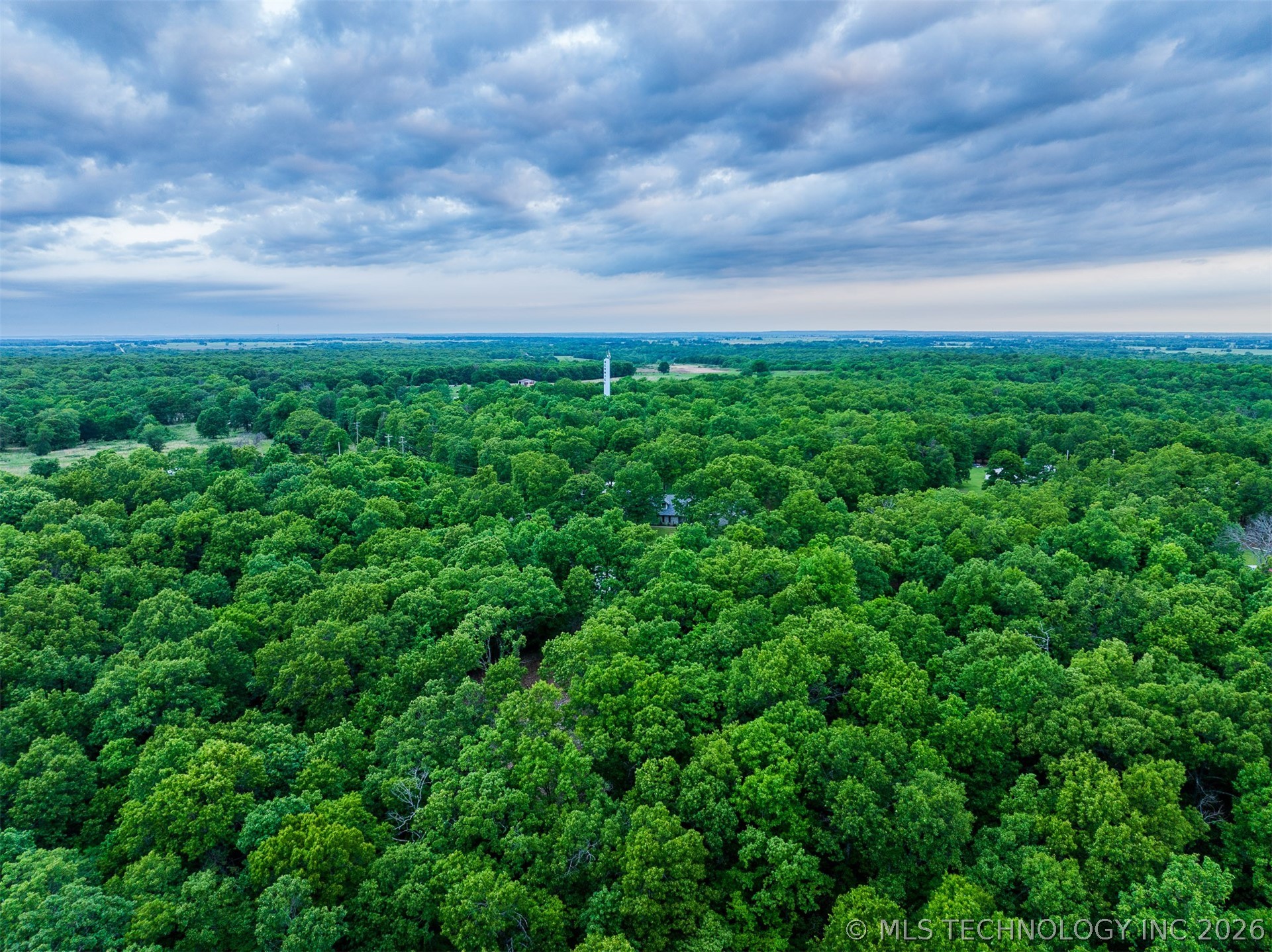 09 Skyline Drive Property Photo 32