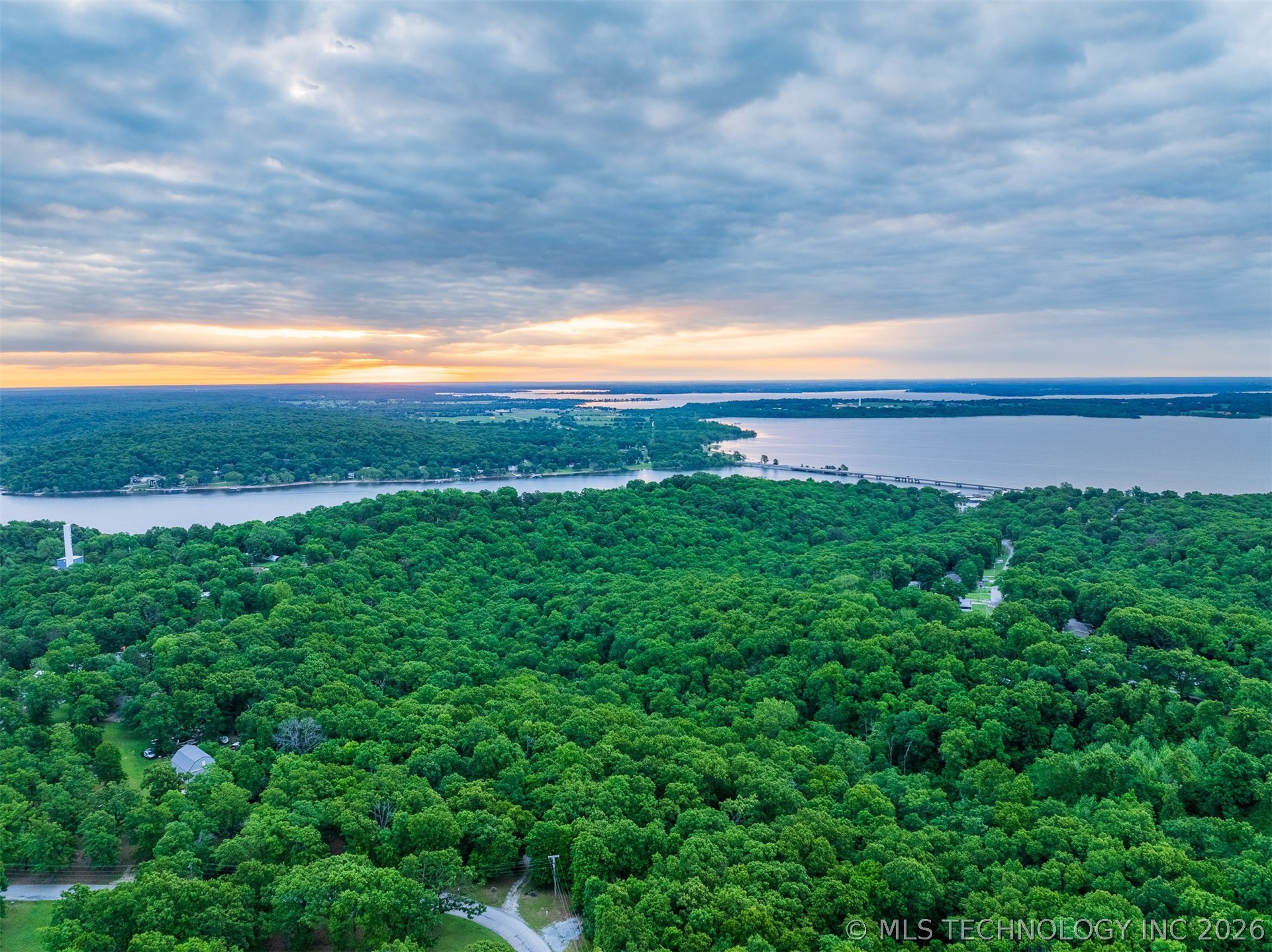 09 Skyline Drive Property Photo 35