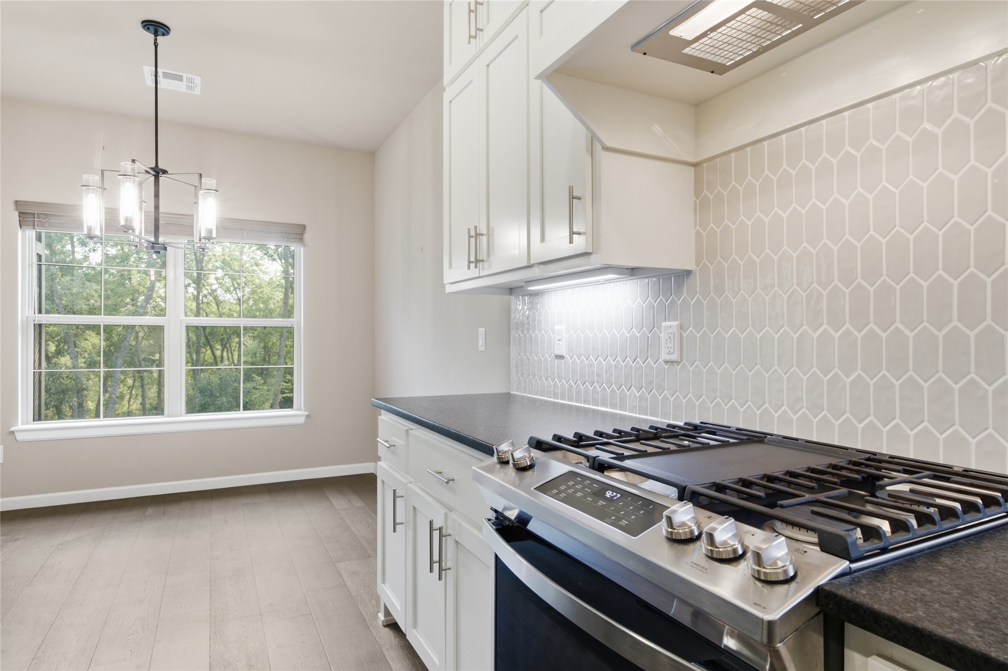 4525 S Ivy Avenue Property Photo 17