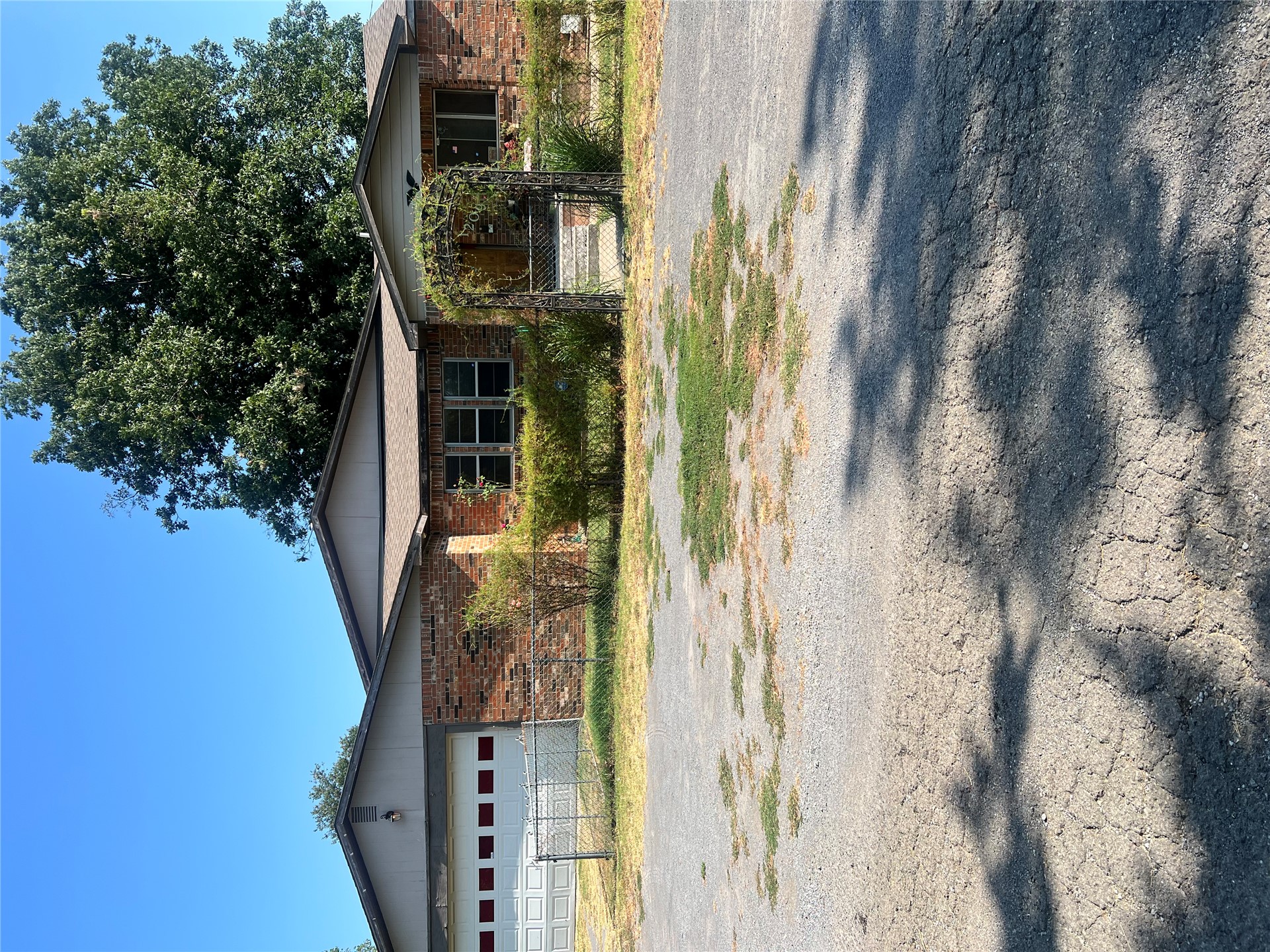 1209 Locust Property Photo 1