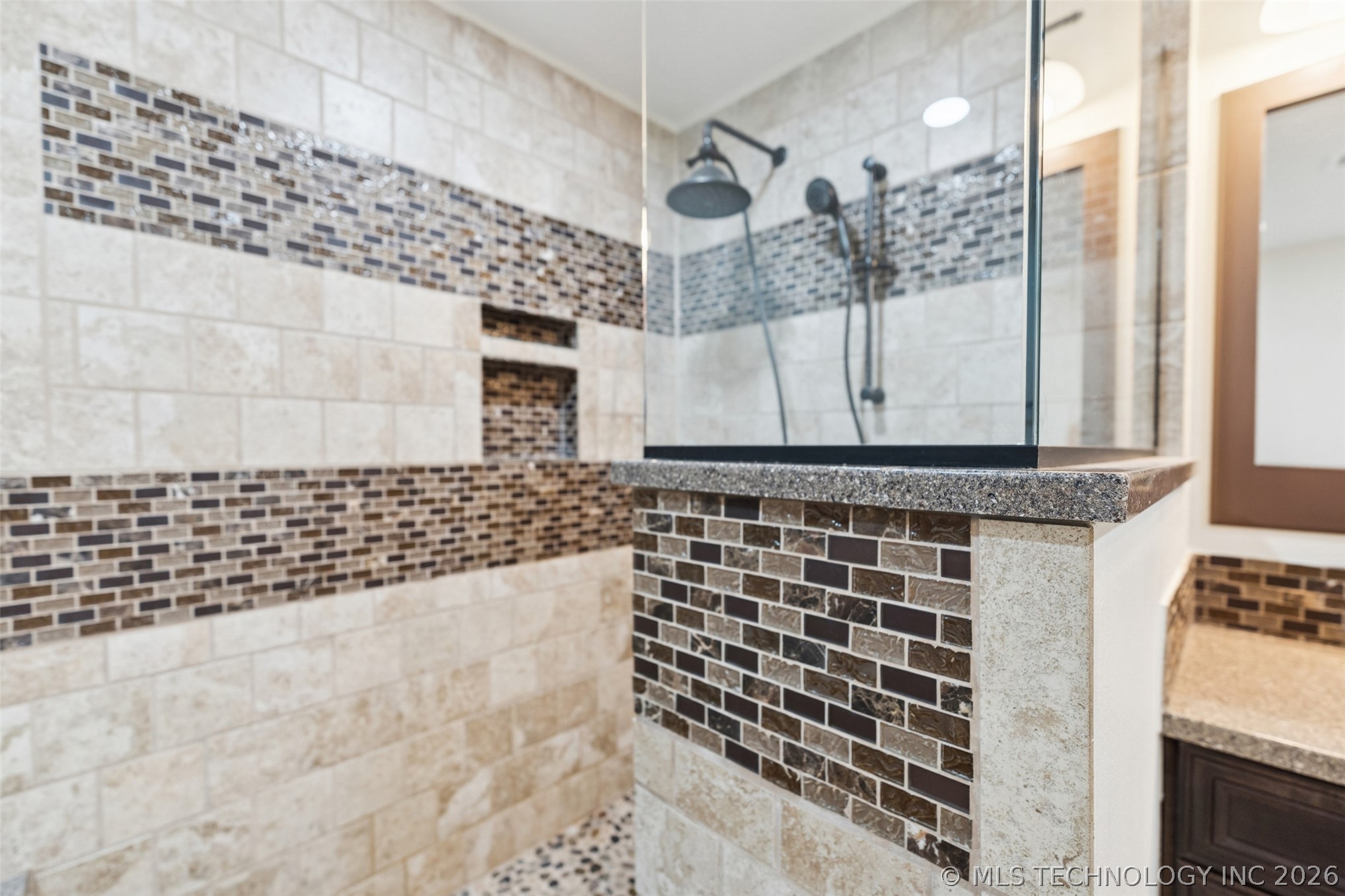 17065 Honeysuckle Lane Property Photo 27