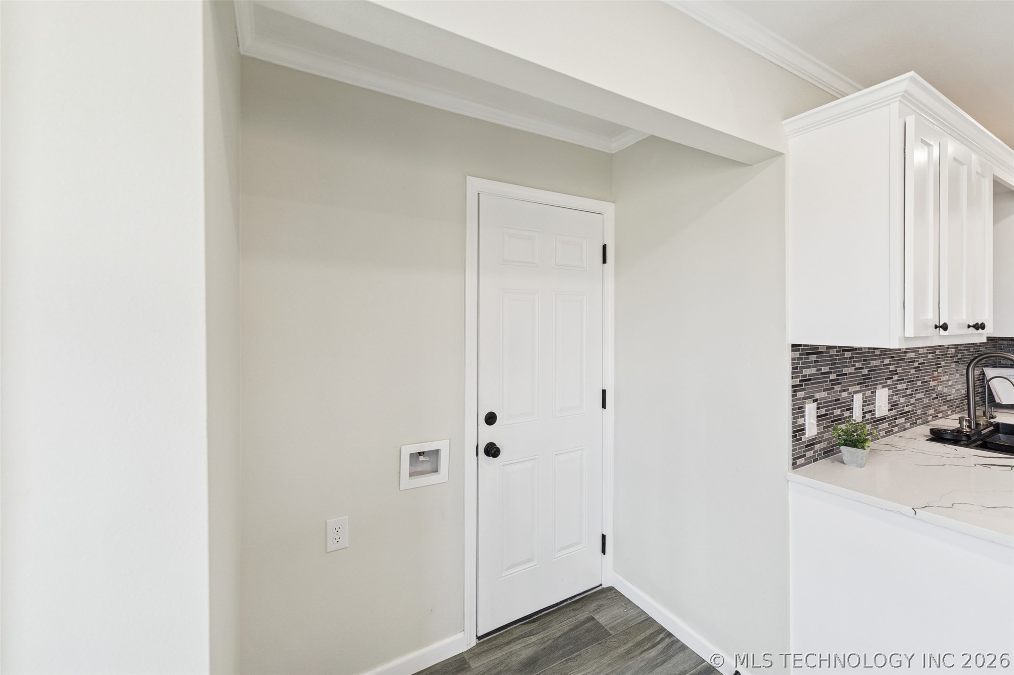 17065 Honeysuckle Lane Property Photo 36