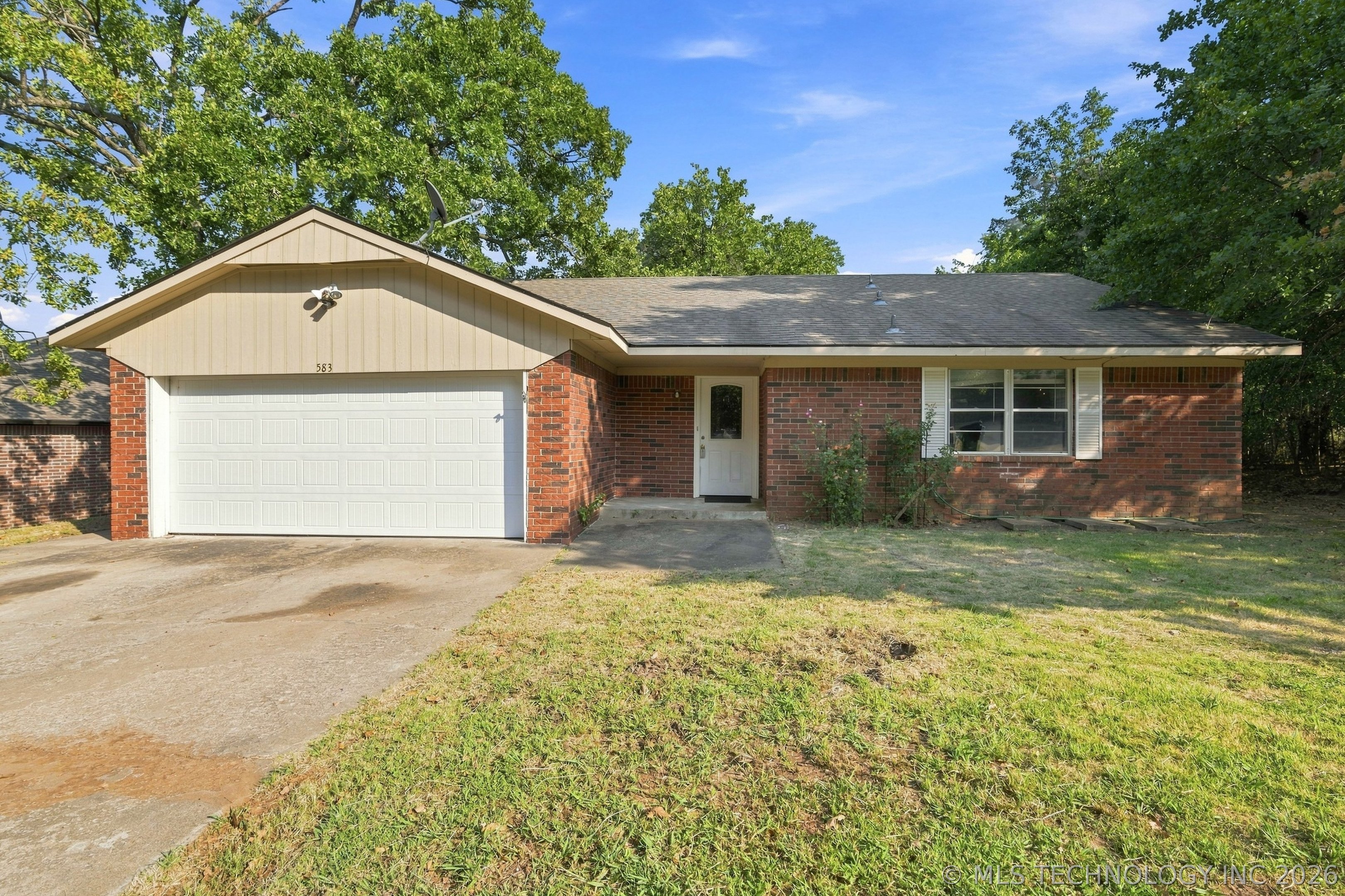 583 Gibson Place Property Photo 1