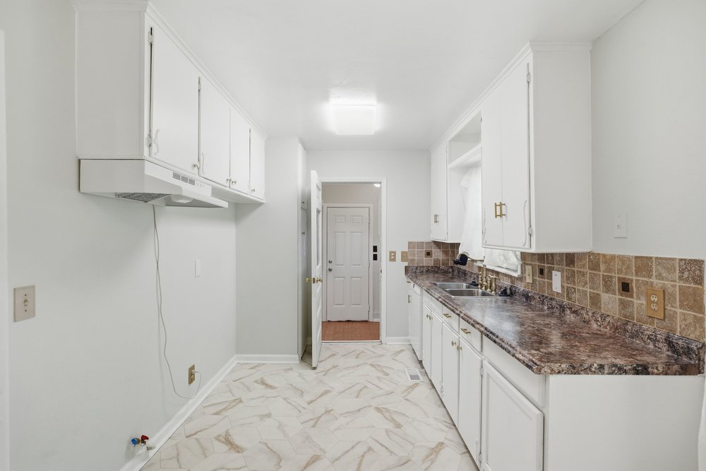 309 N Birch Street Property Photo 10