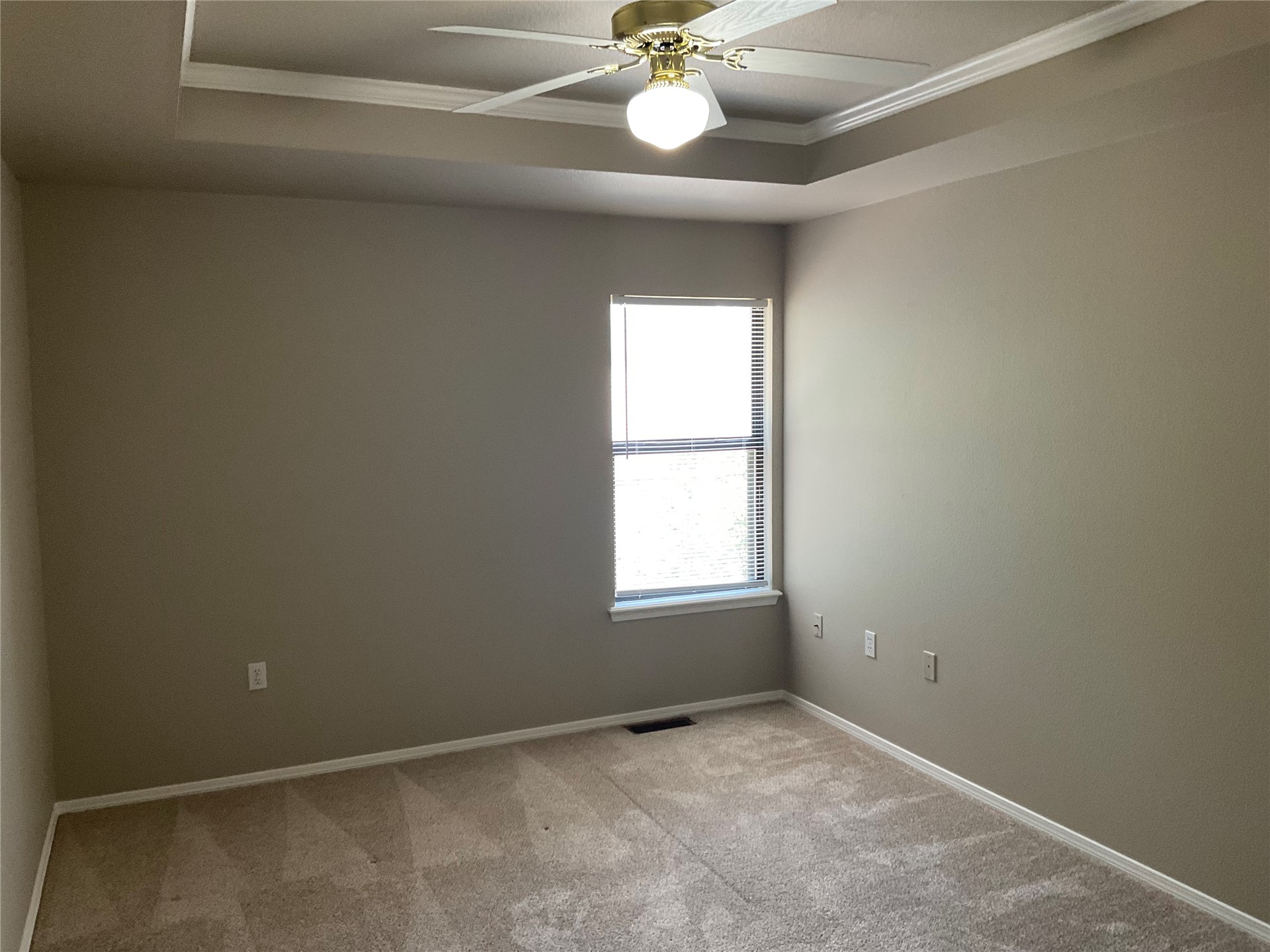 2236 W Quantico Street Property Photo 20