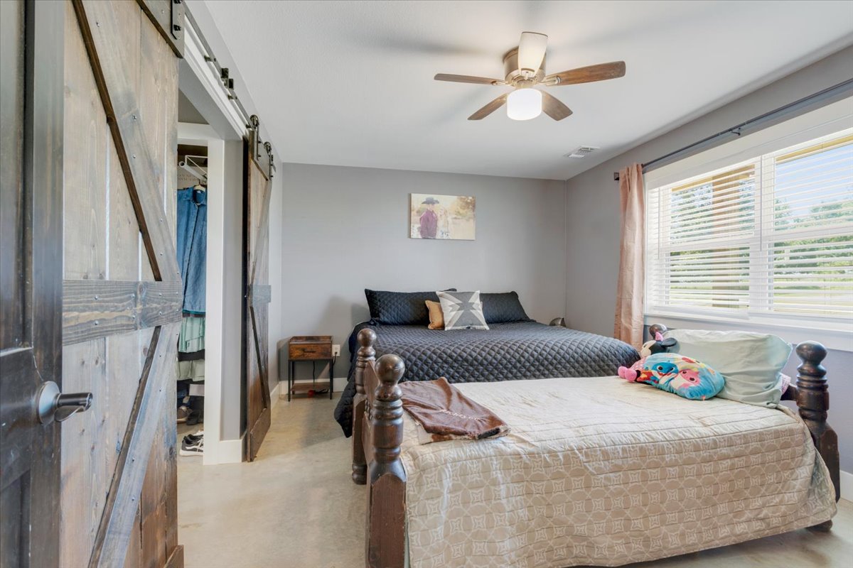 190014 N 4080 Property Photo 17