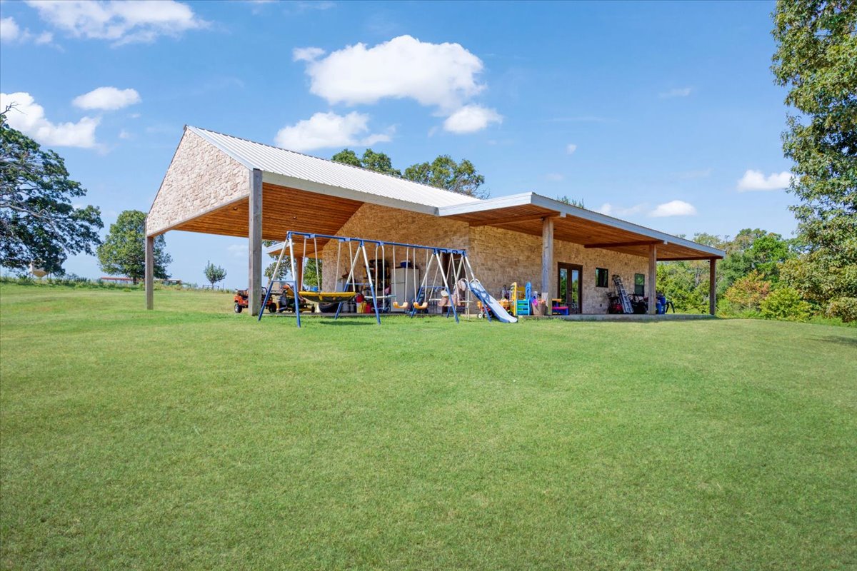 190014 N 4080 Property Photo 27