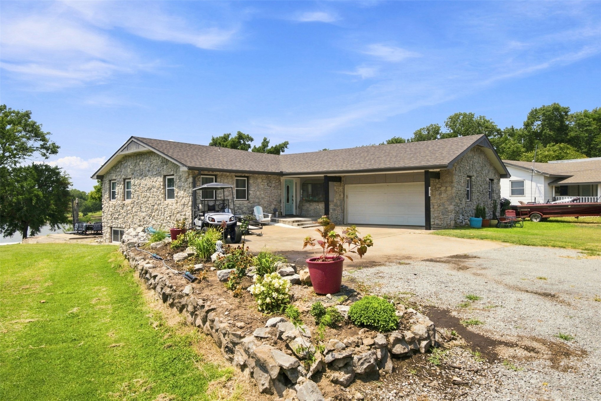 46 Bluff Property Photo 6