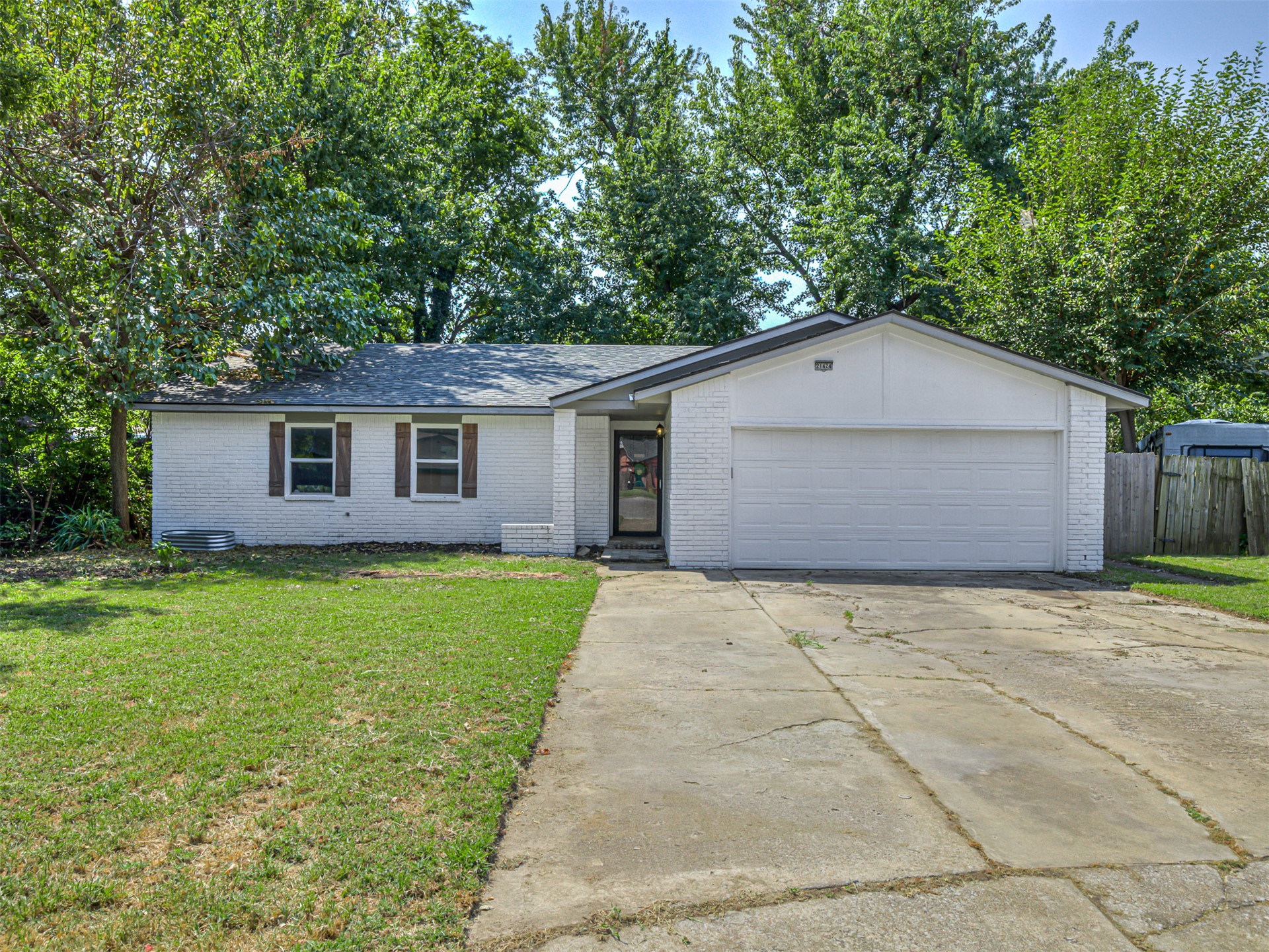 21424 E 32nd Place S Property Photo 2