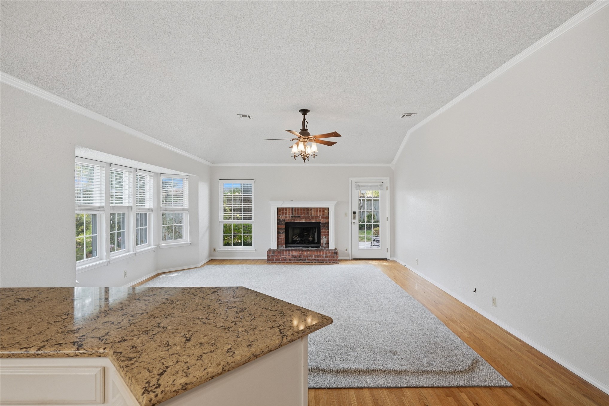 8910 E 100th Place Property Photo 18