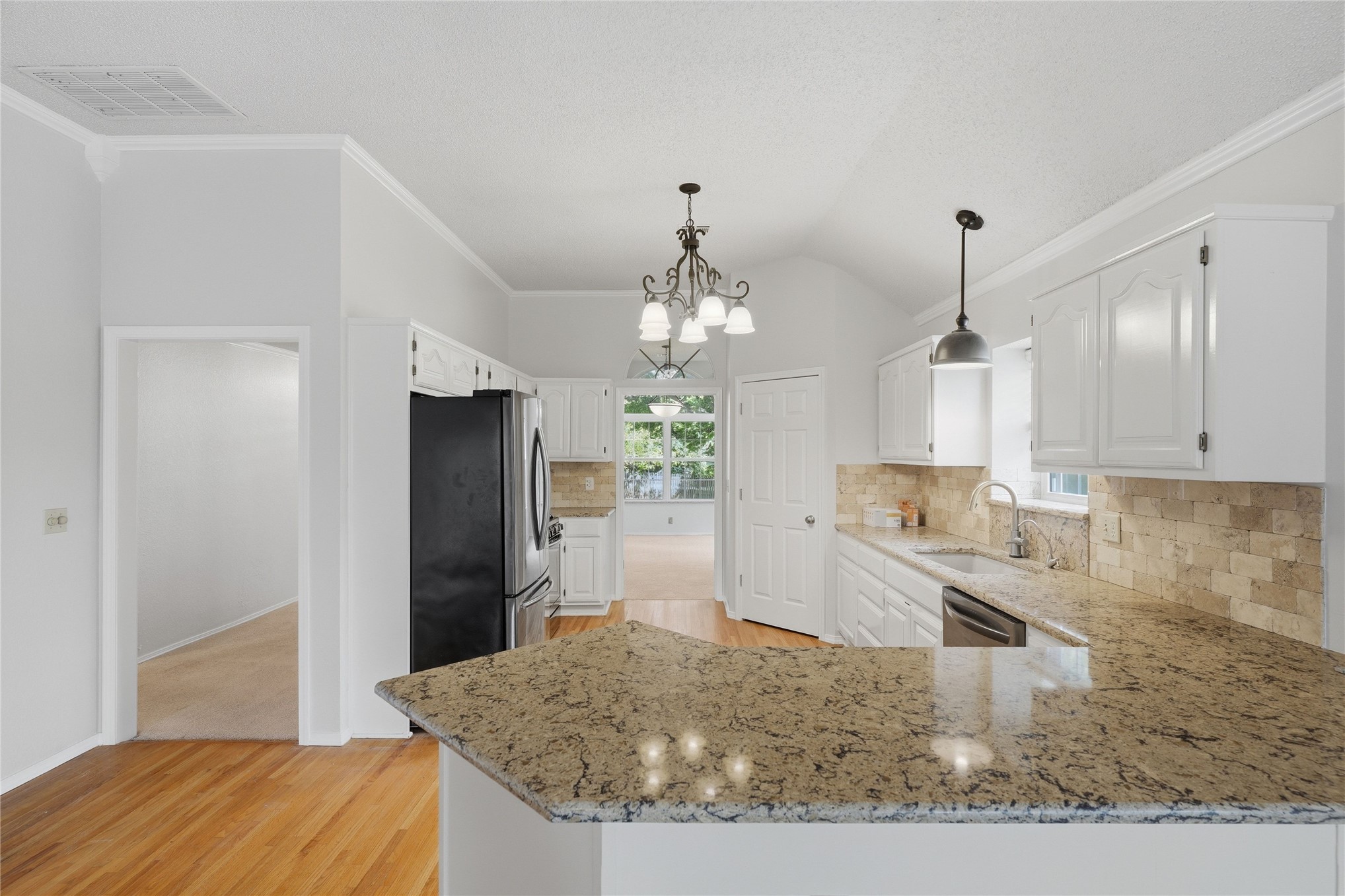 8910 E 100th Place Property Photo 19