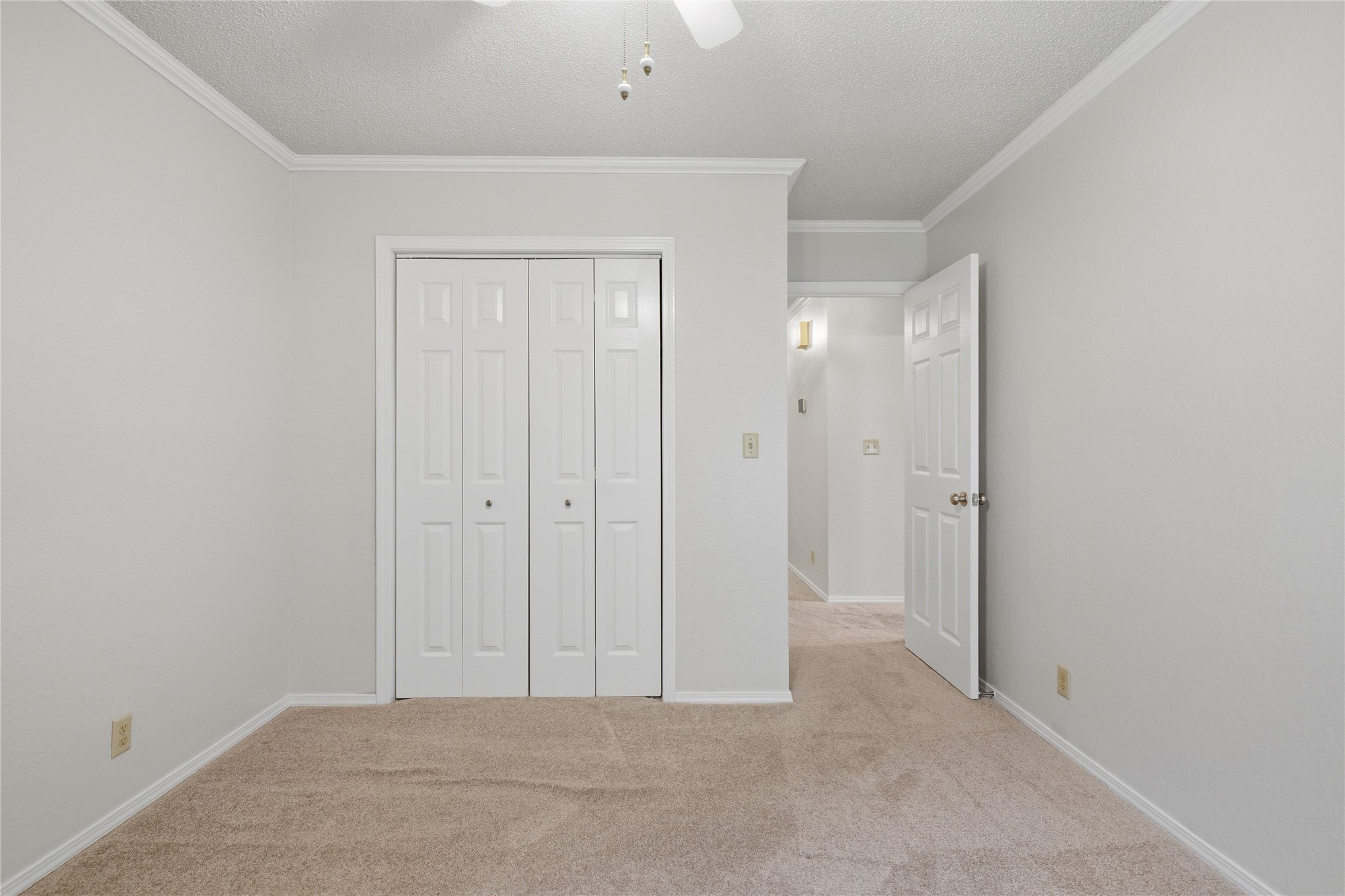8910 E 100th Place Property Photo 27