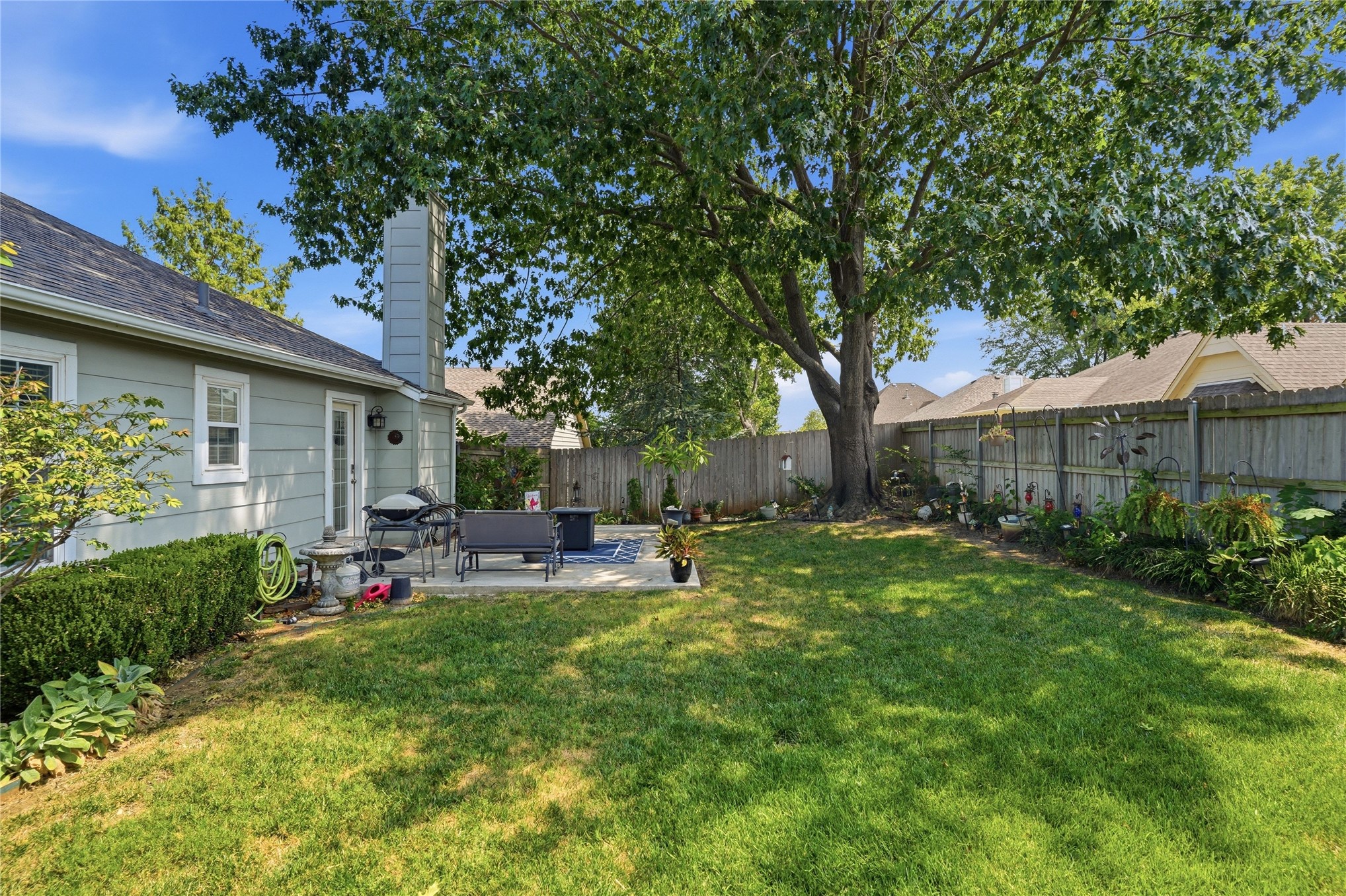 8910 E 100th Place Property Photo 48