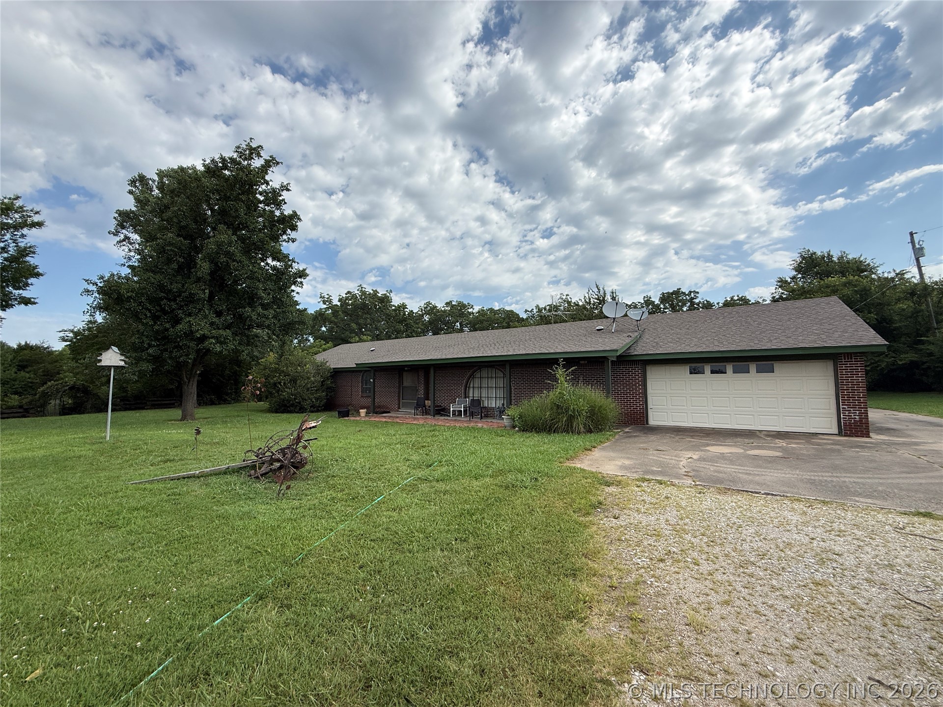 302 College Avenue Property Photo 1