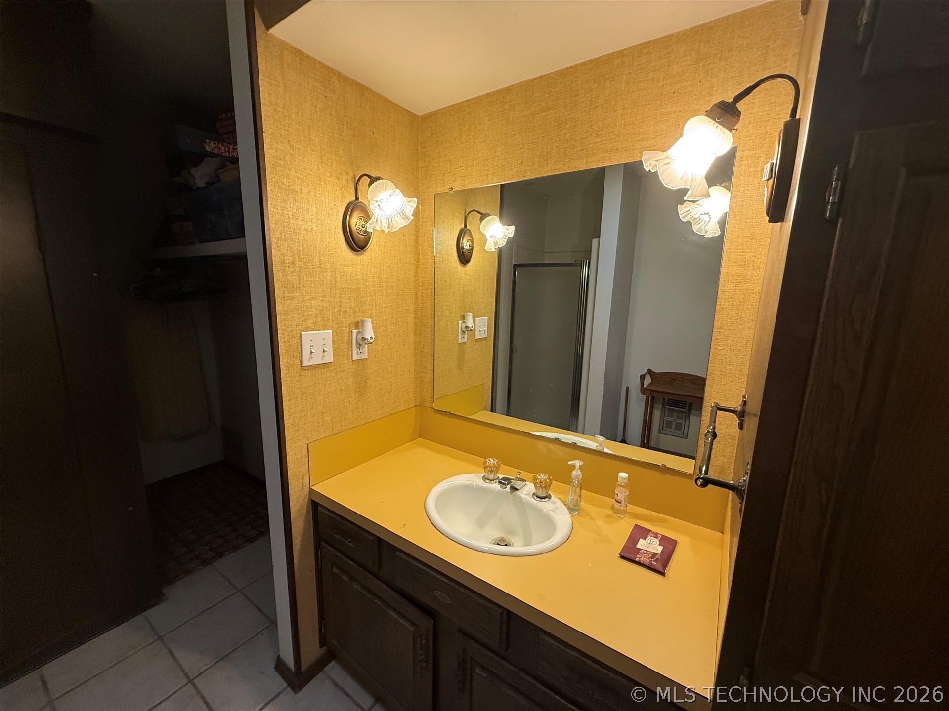 302 College Avenue Property Photo 25