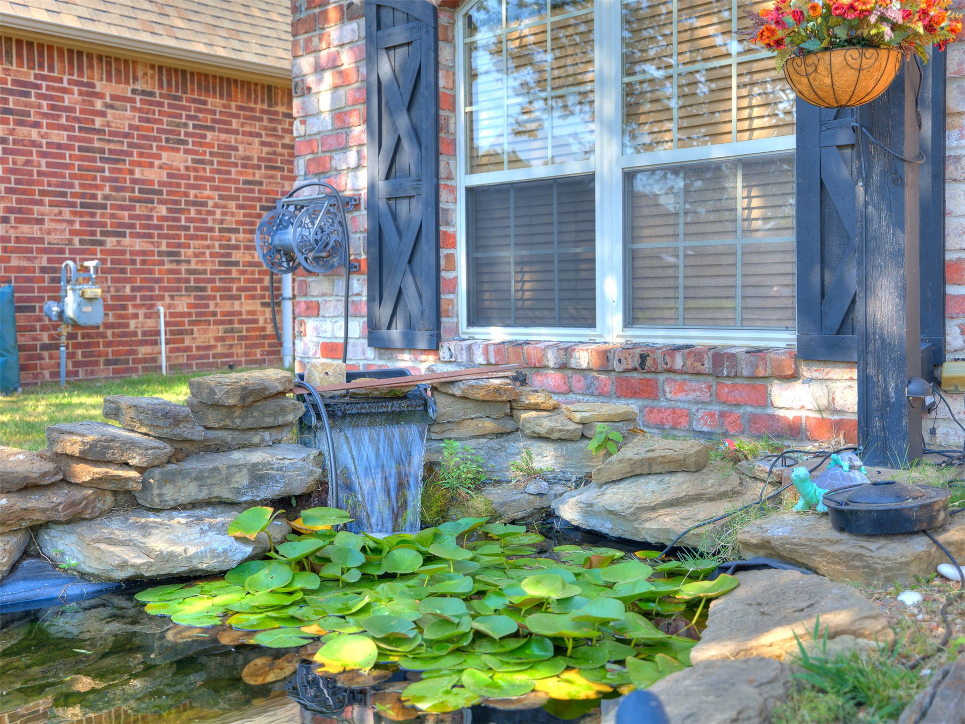 14490 S Florence Avenue Property Photo 11