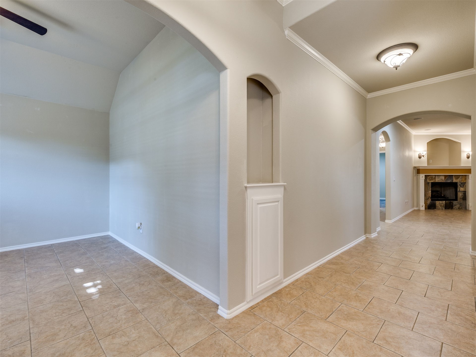 14490 S Florence Avenue Property Photo 18