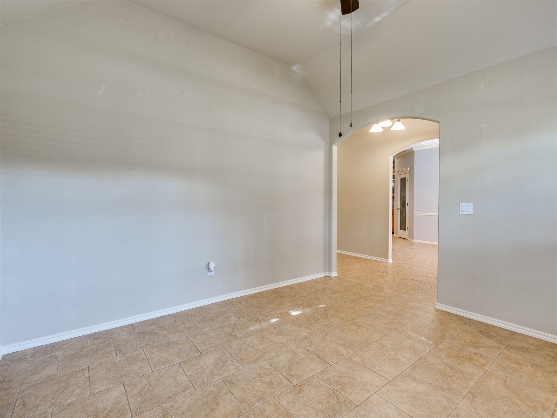 14490 S Florence Avenue Property Photo 21