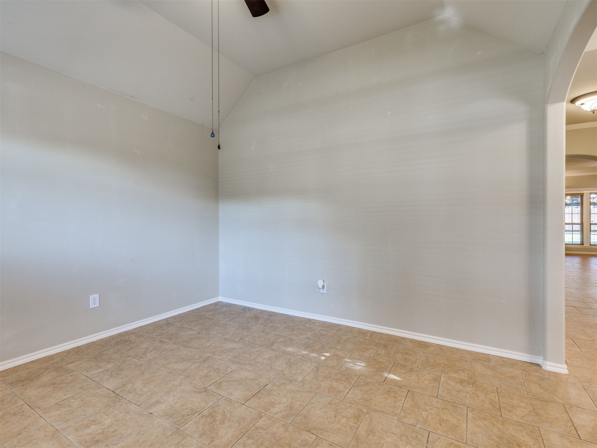 14490 S Florence Avenue Property Photo 22