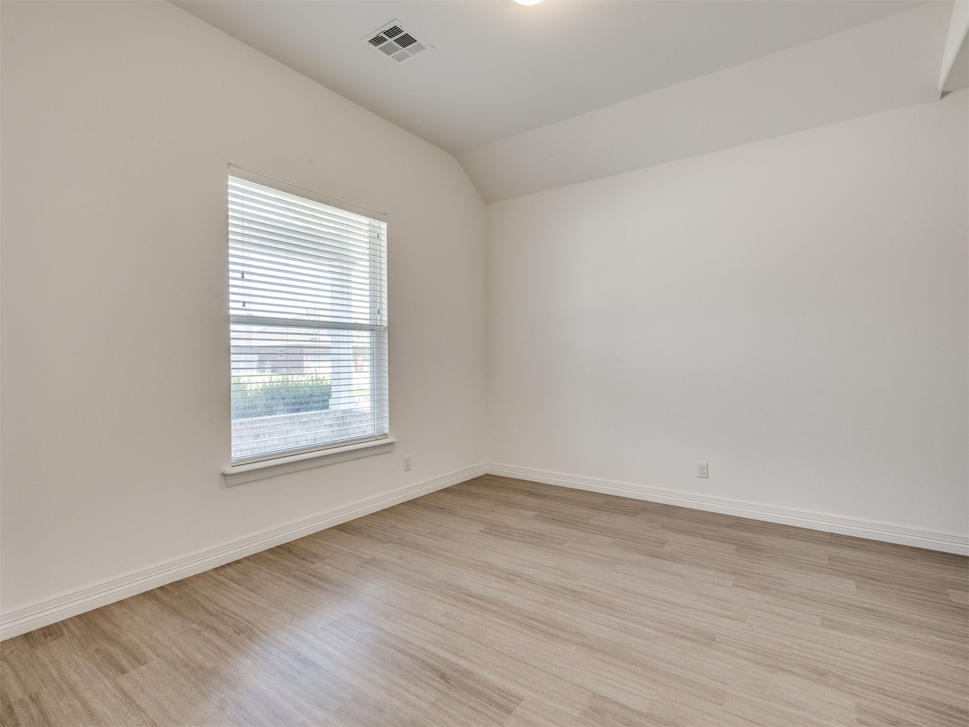 7315 E Oak Ridge Street Property Photo 16