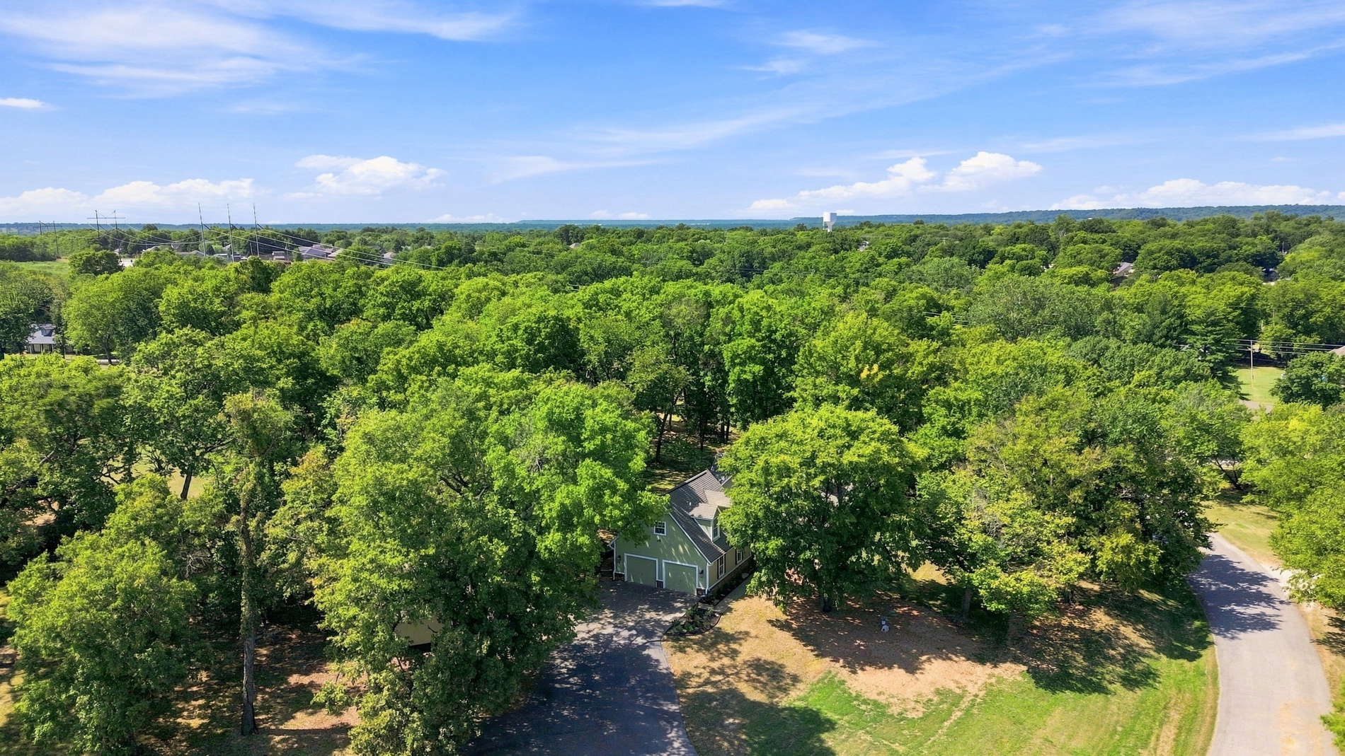 9376 Colonial Drive Property Photo 37