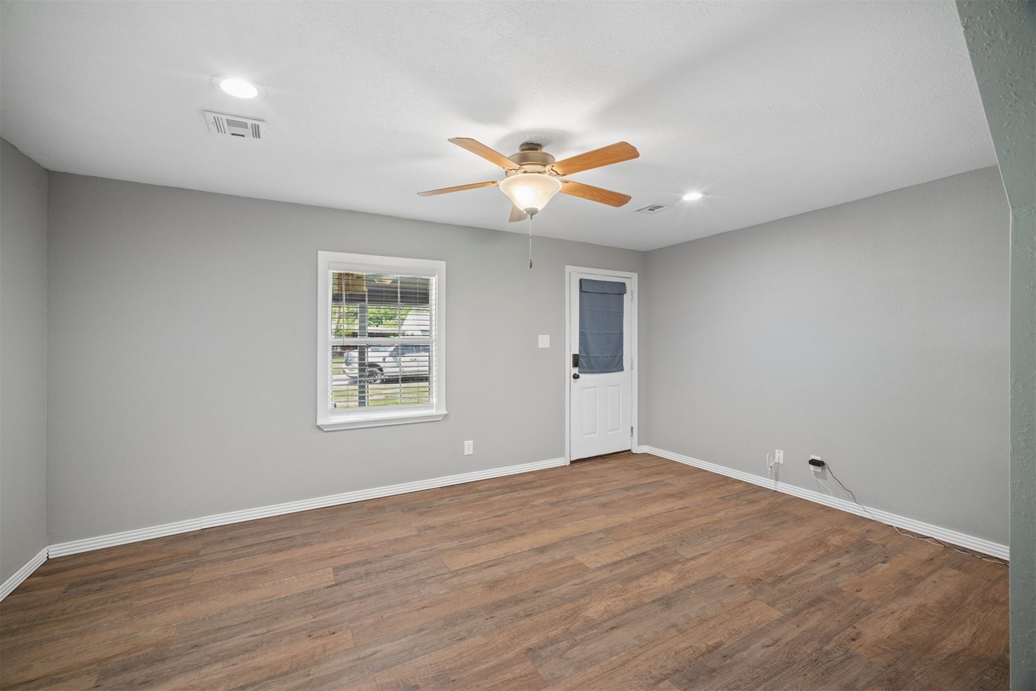 418 Se 5th Street Property Photo 9